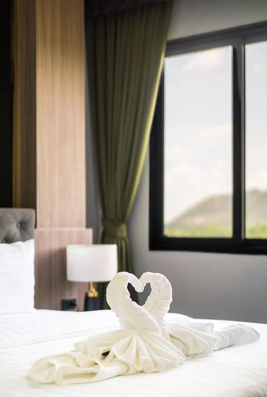 Bed in YSW Hotel Lopburi Bed in YSW Hotel Lopburi