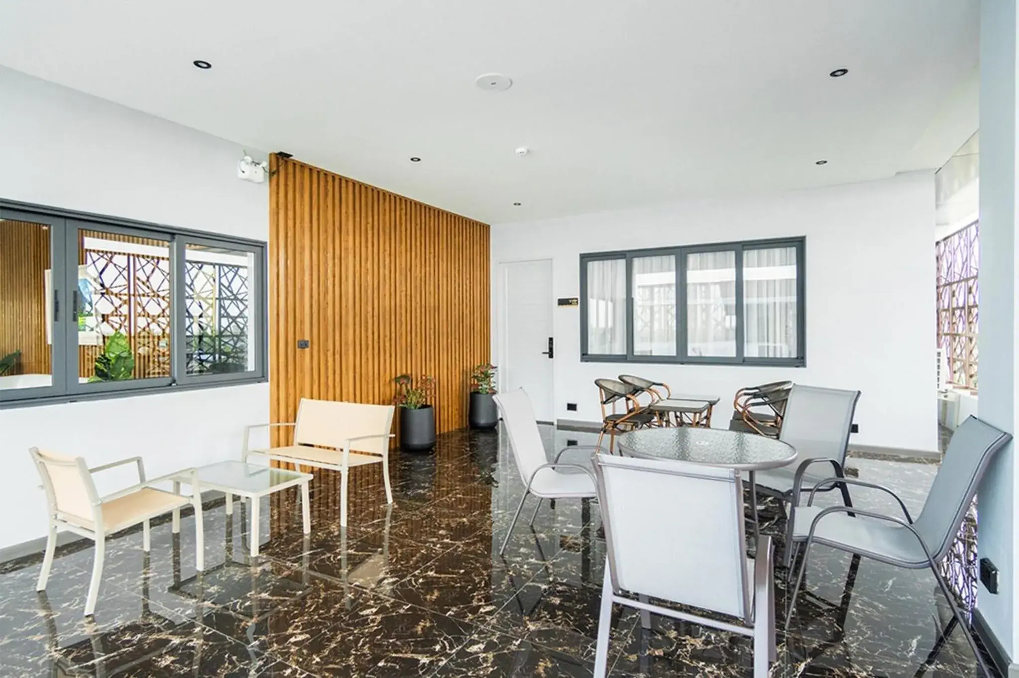 YSW Hotel Lopburi YSW Hotel Lopburi