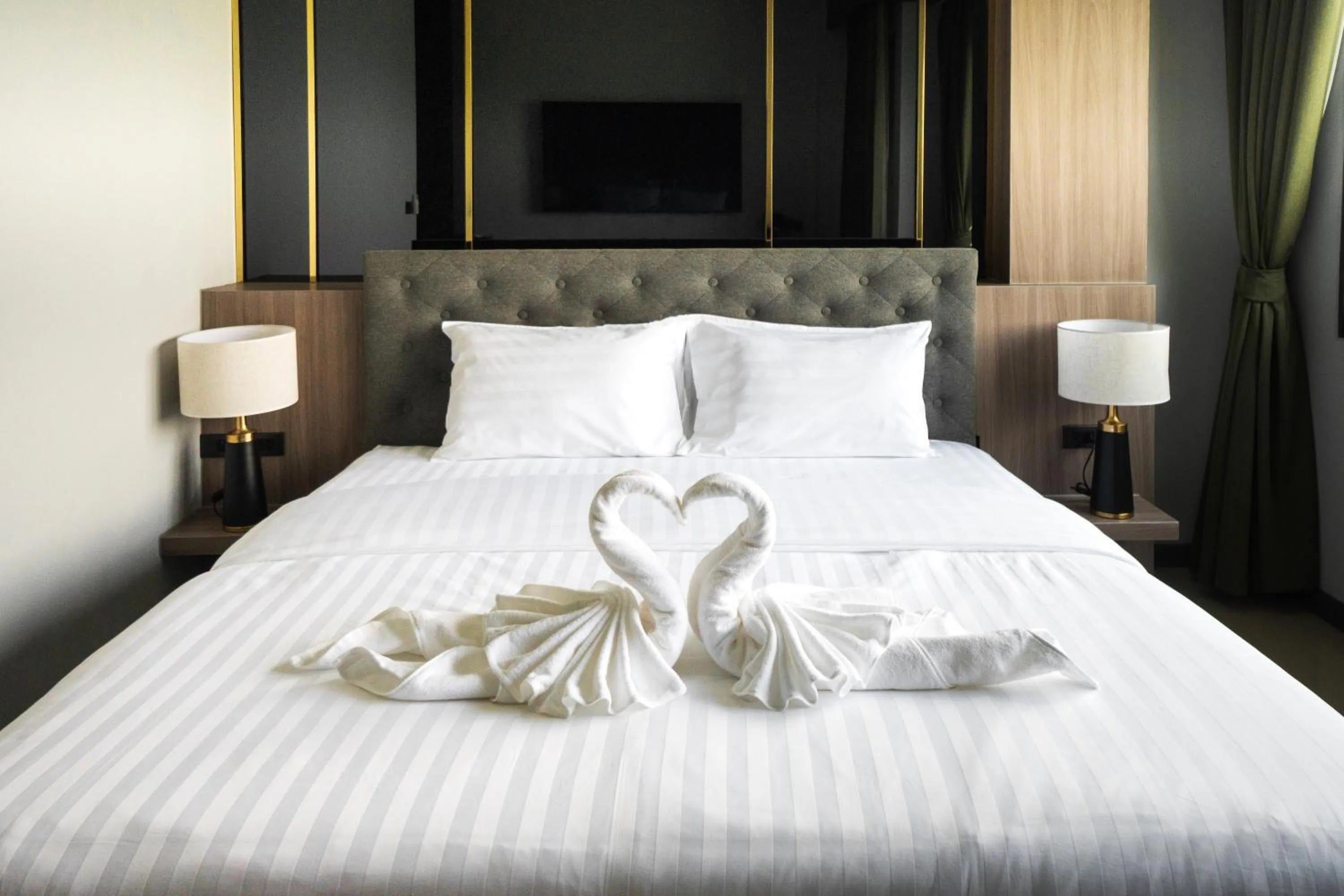 Bed in YSW Hotel Lopburi