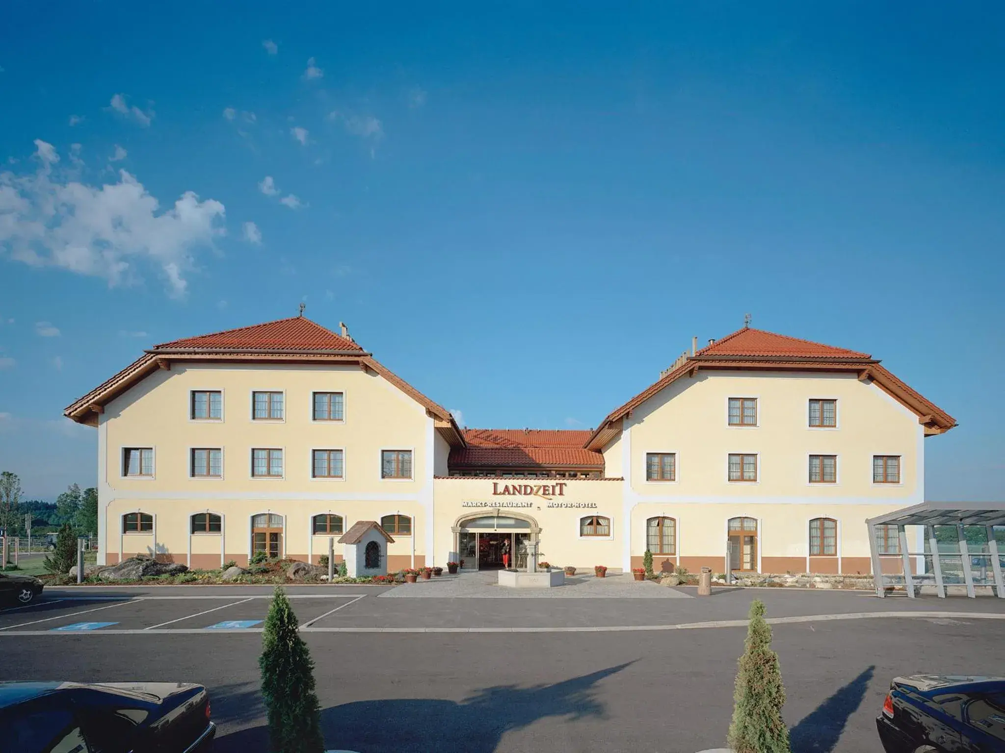 Landzeit Restaurant Voralpenkreuz Landzeit Restaurant Voralpenkreuz