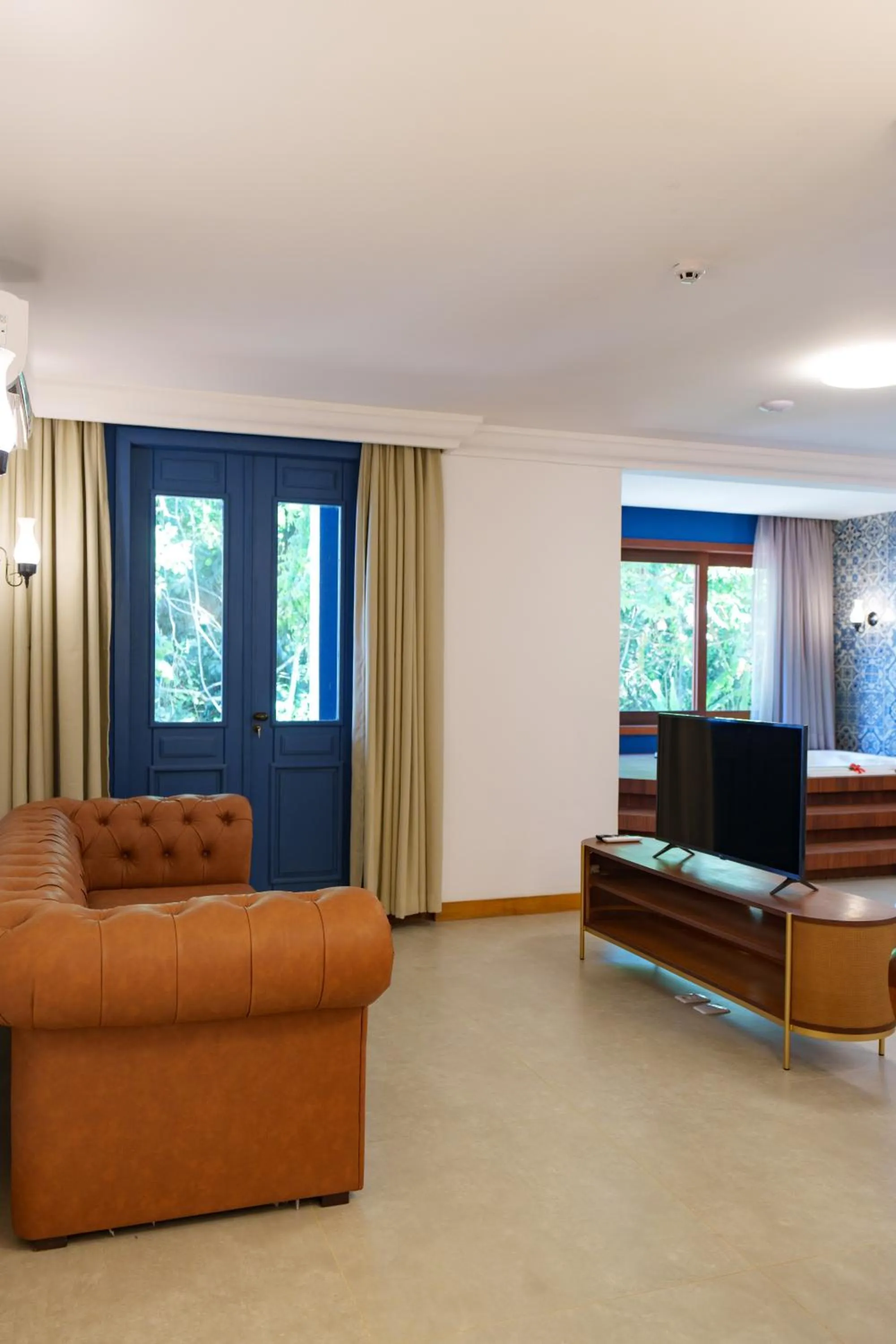 TV and multimedia in Resende Imperial Hotel & Spa