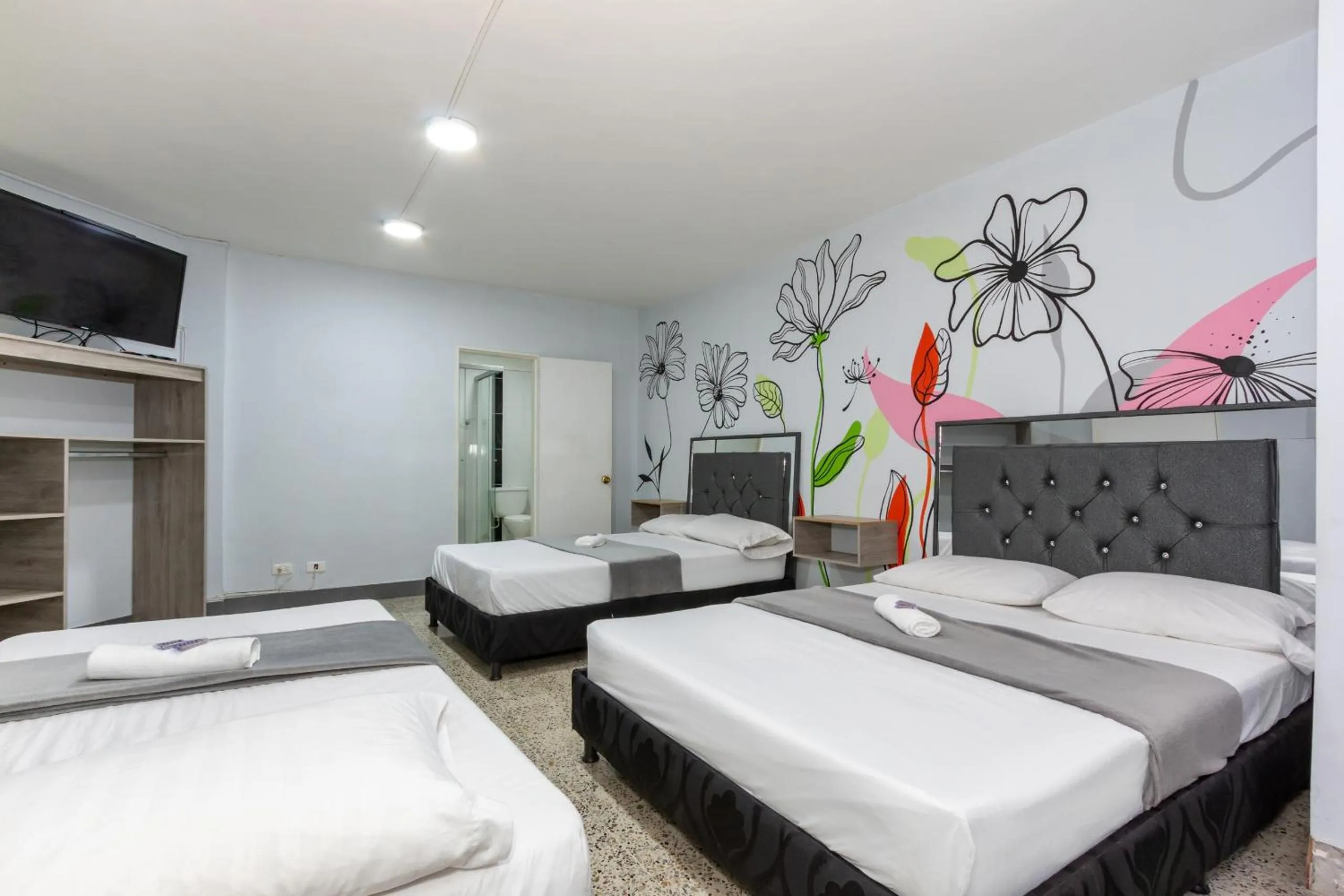 TV and multimedia, Bed in Hotel Guayacanes 70