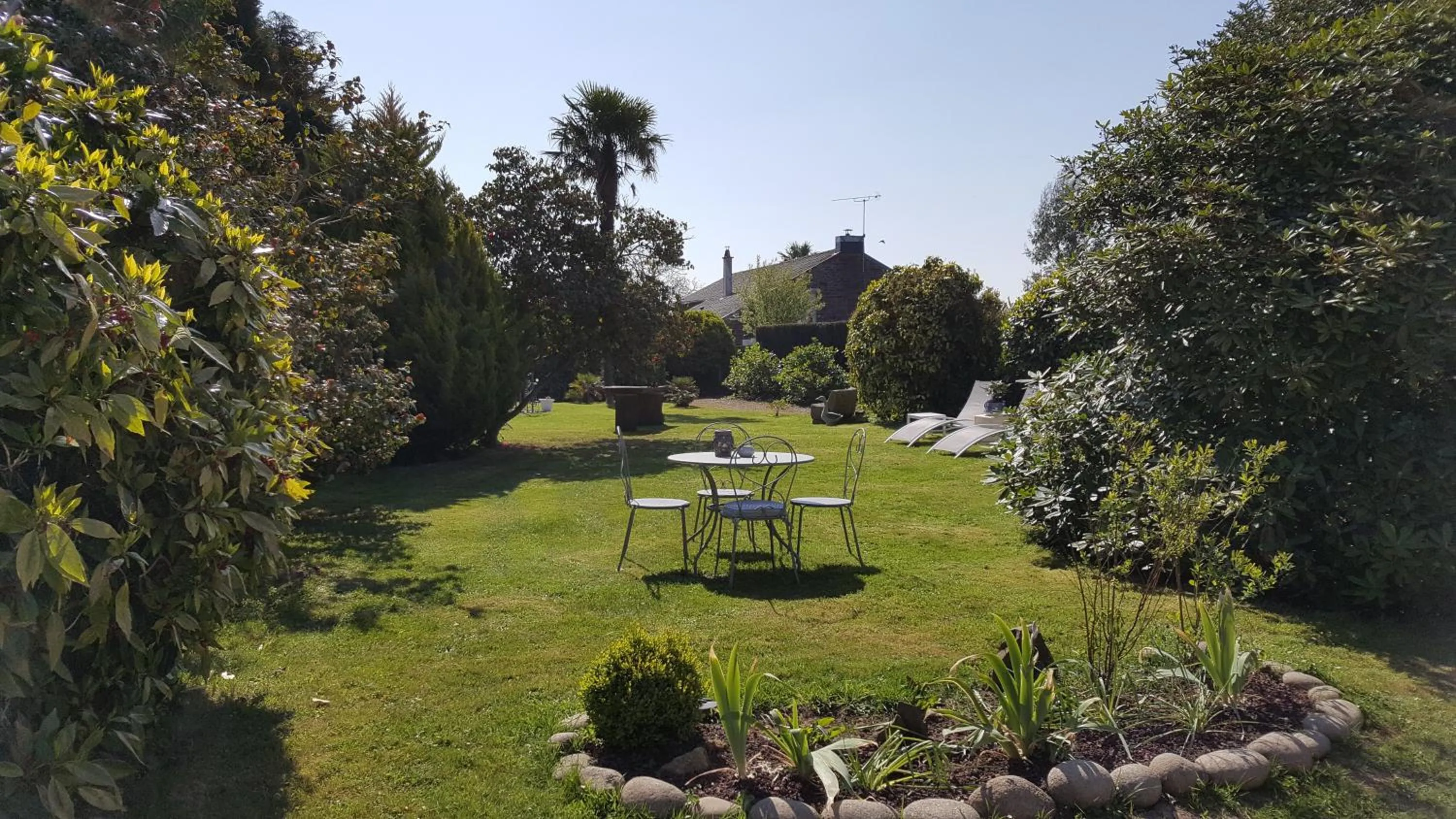 Garden in La Clef Dort