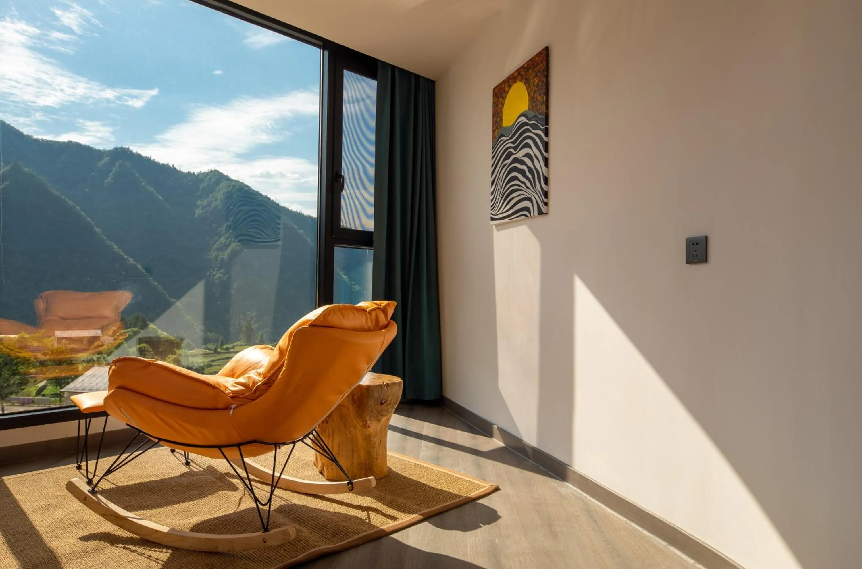 Deluxe King Suite in Avatar Mountain Resort