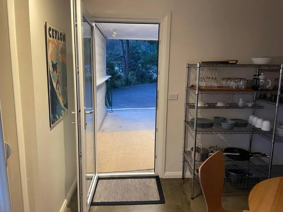 acessibility in Spacious Apartment - Warm and Welcoming in Lindisfarne, 8 min from CBD