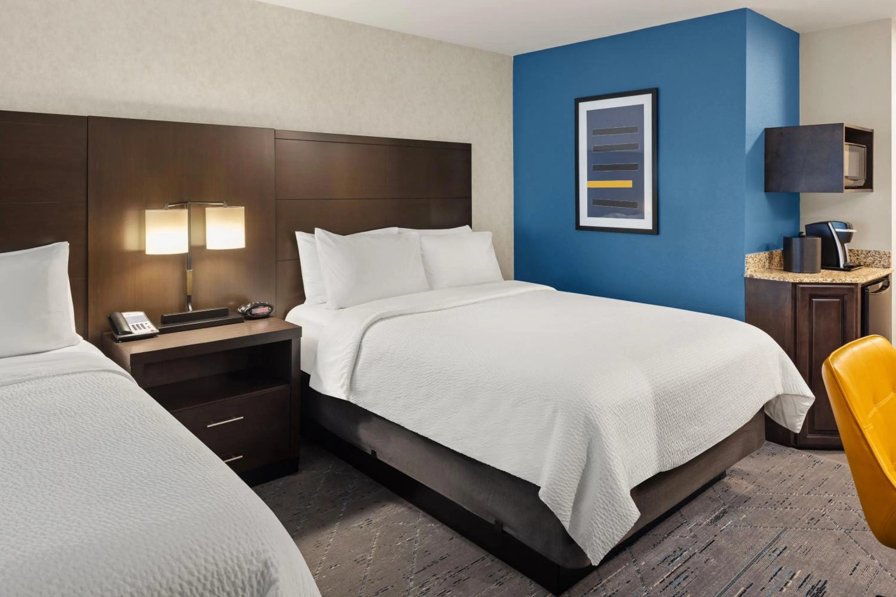 Bedroom, Bed in Holiday Inn Express Moline - Quad Cities Area by IHG