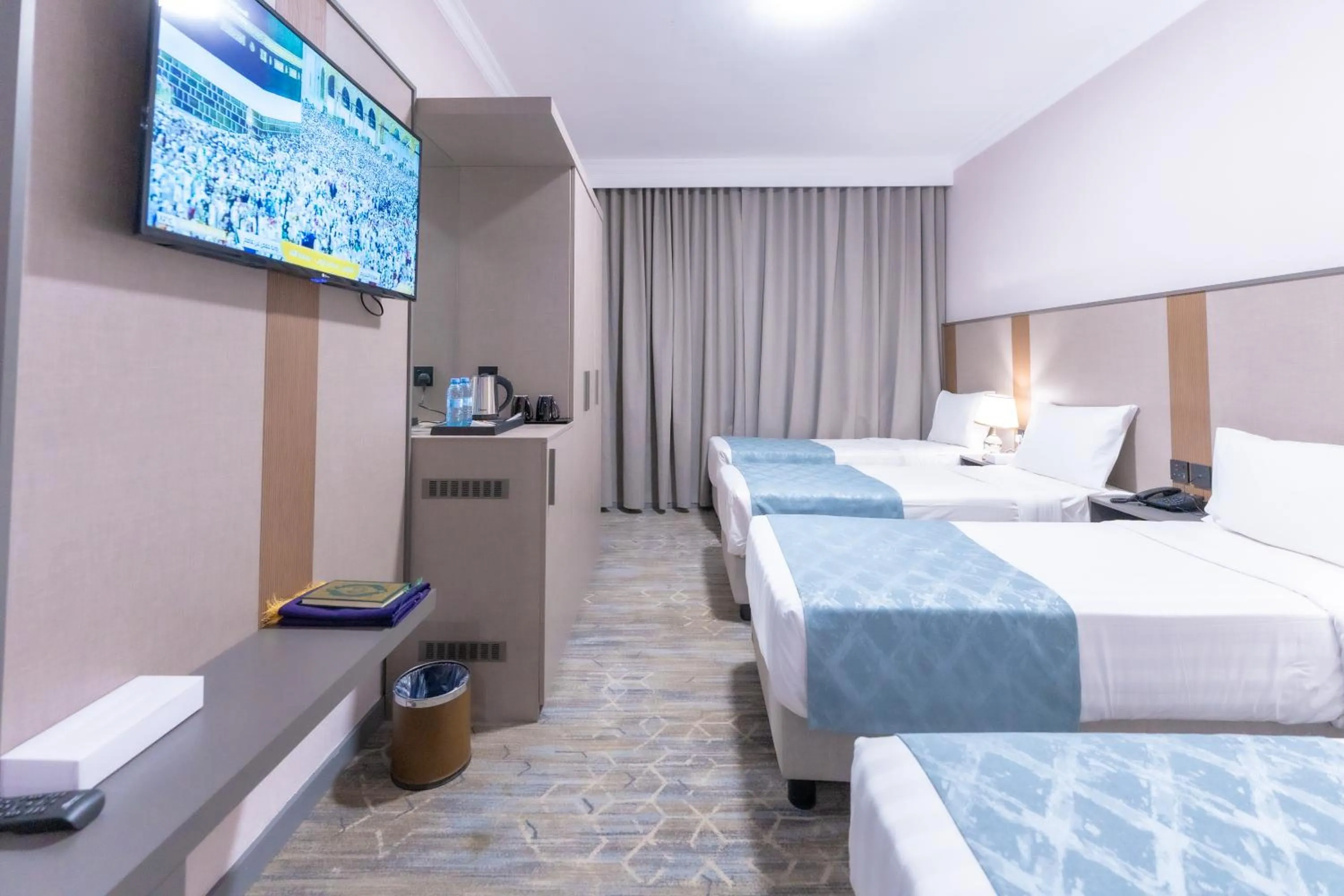 Bed in Araek Taiba Hotel