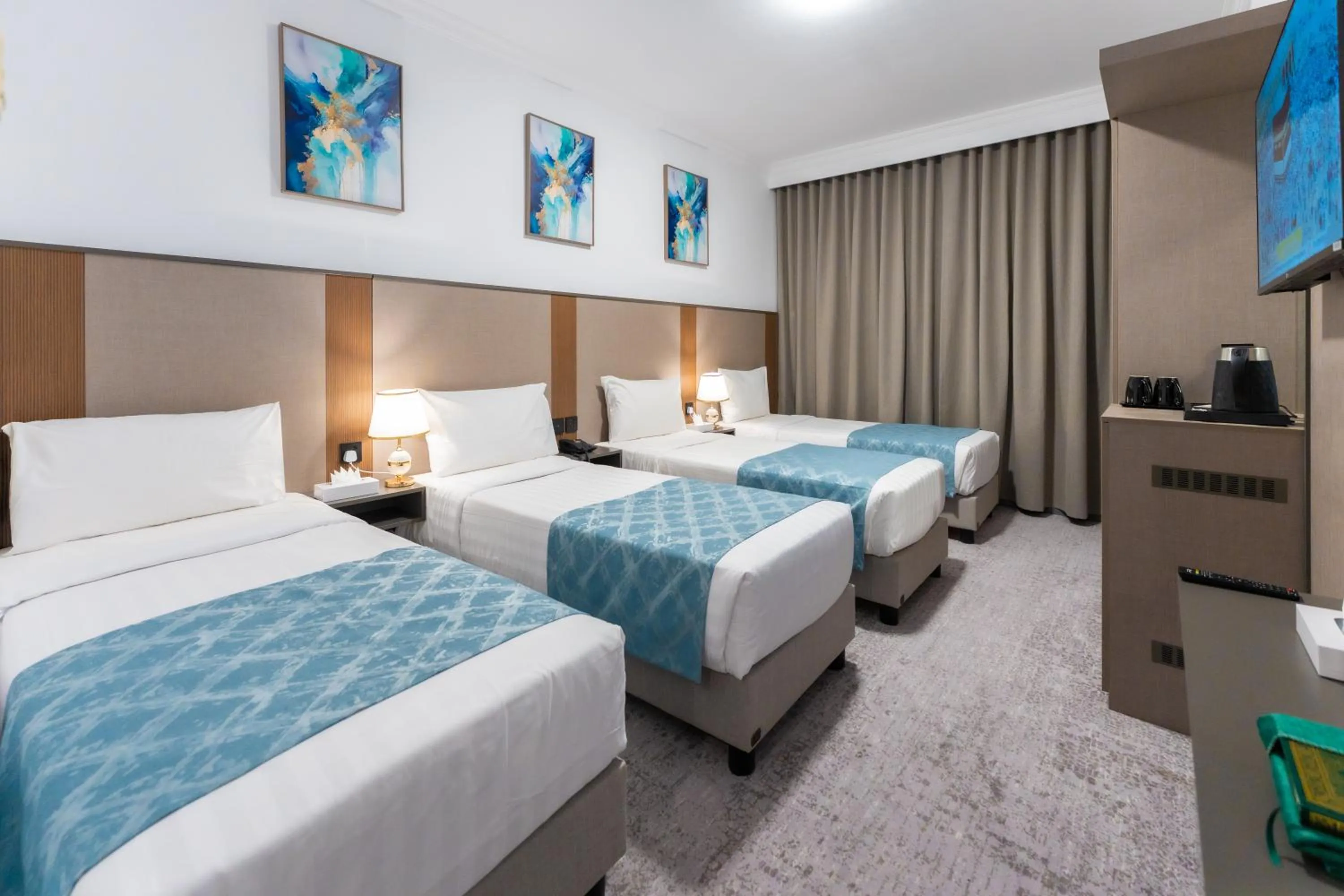 Bed in Araek Taiba Hotel