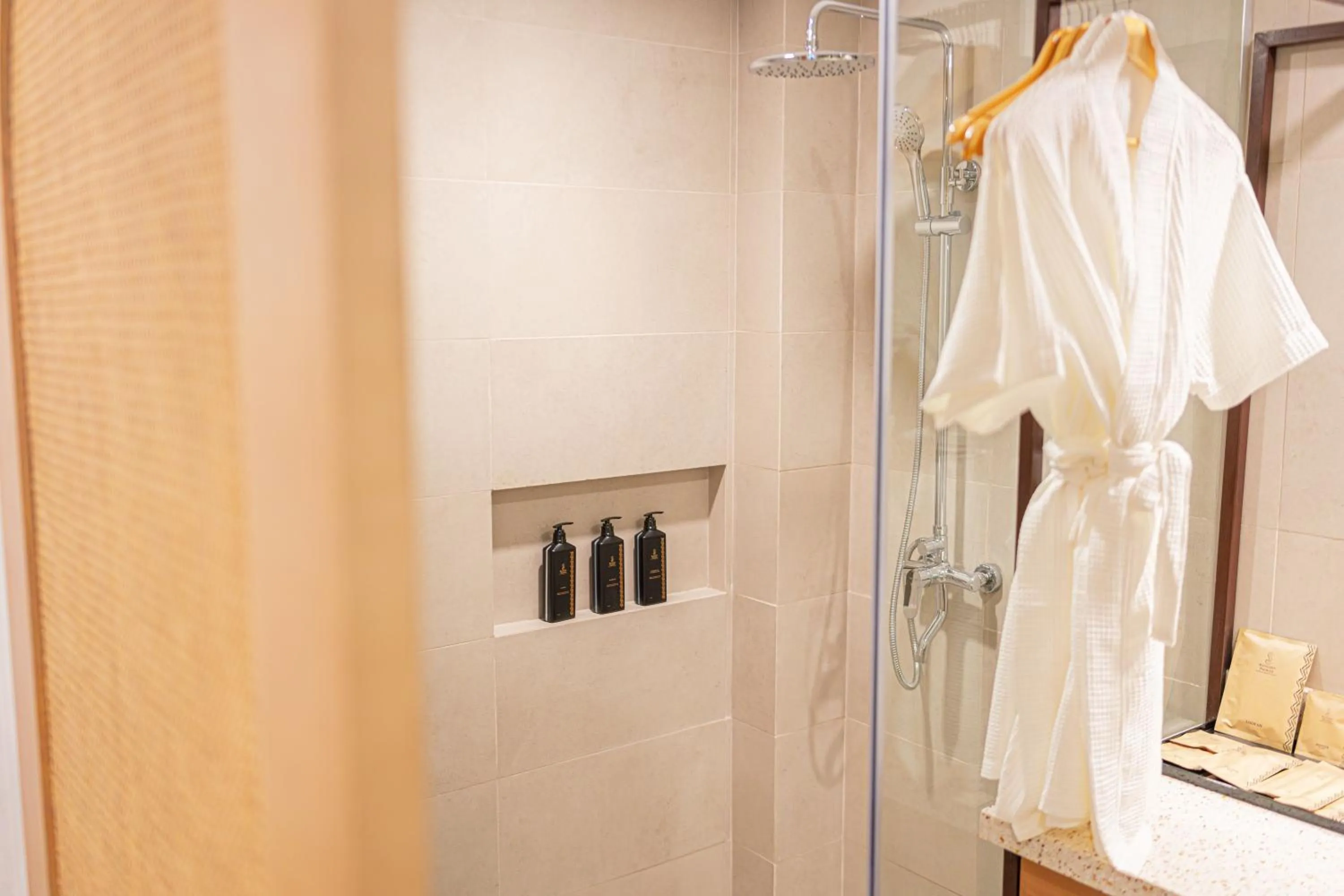 Bathroom in Mandarin Nest Boracay