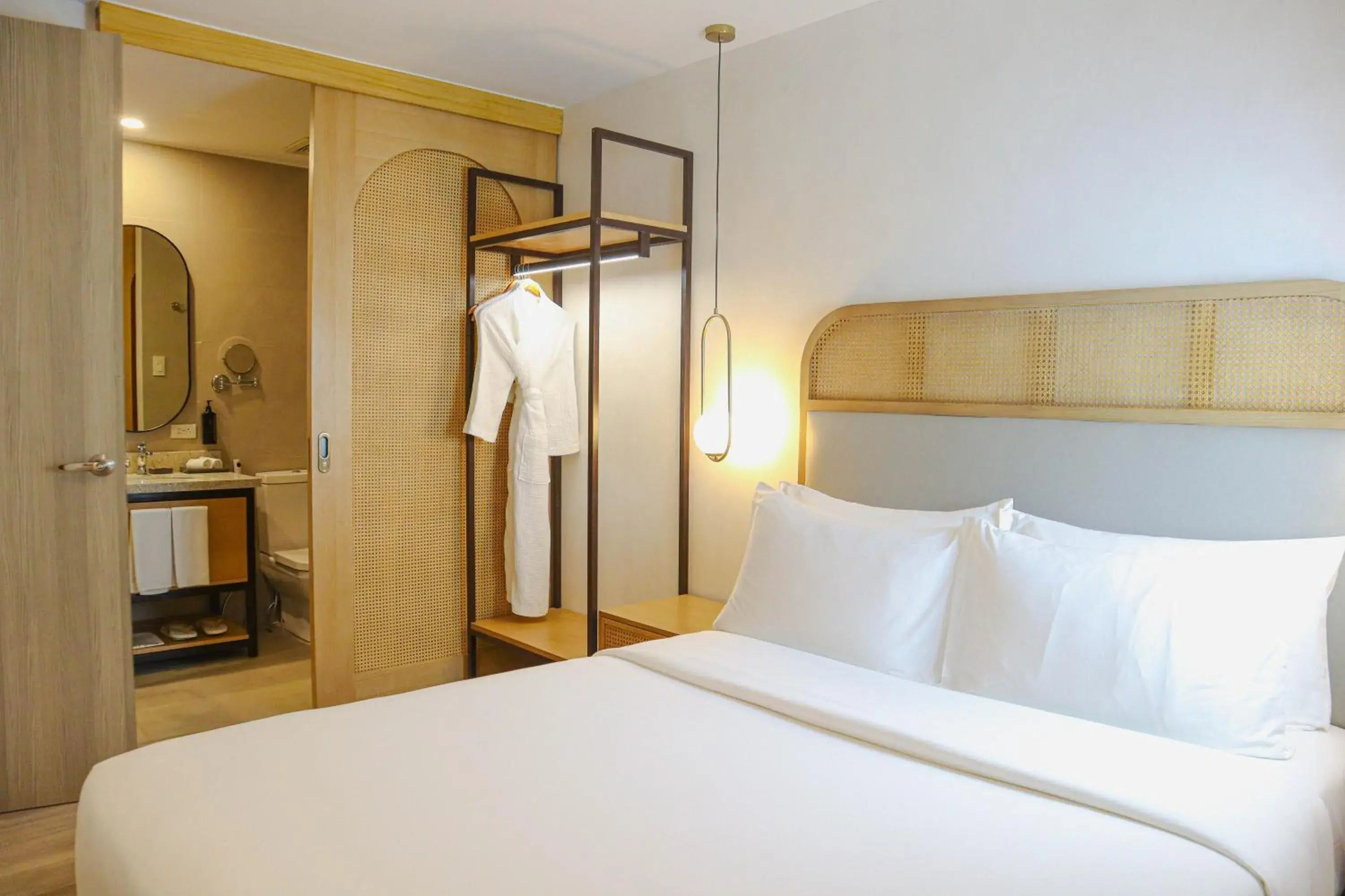 wardrobe, Bed in Mandarin Nest Boracay wardrobe, Bed in Mandarin Nest Boracay