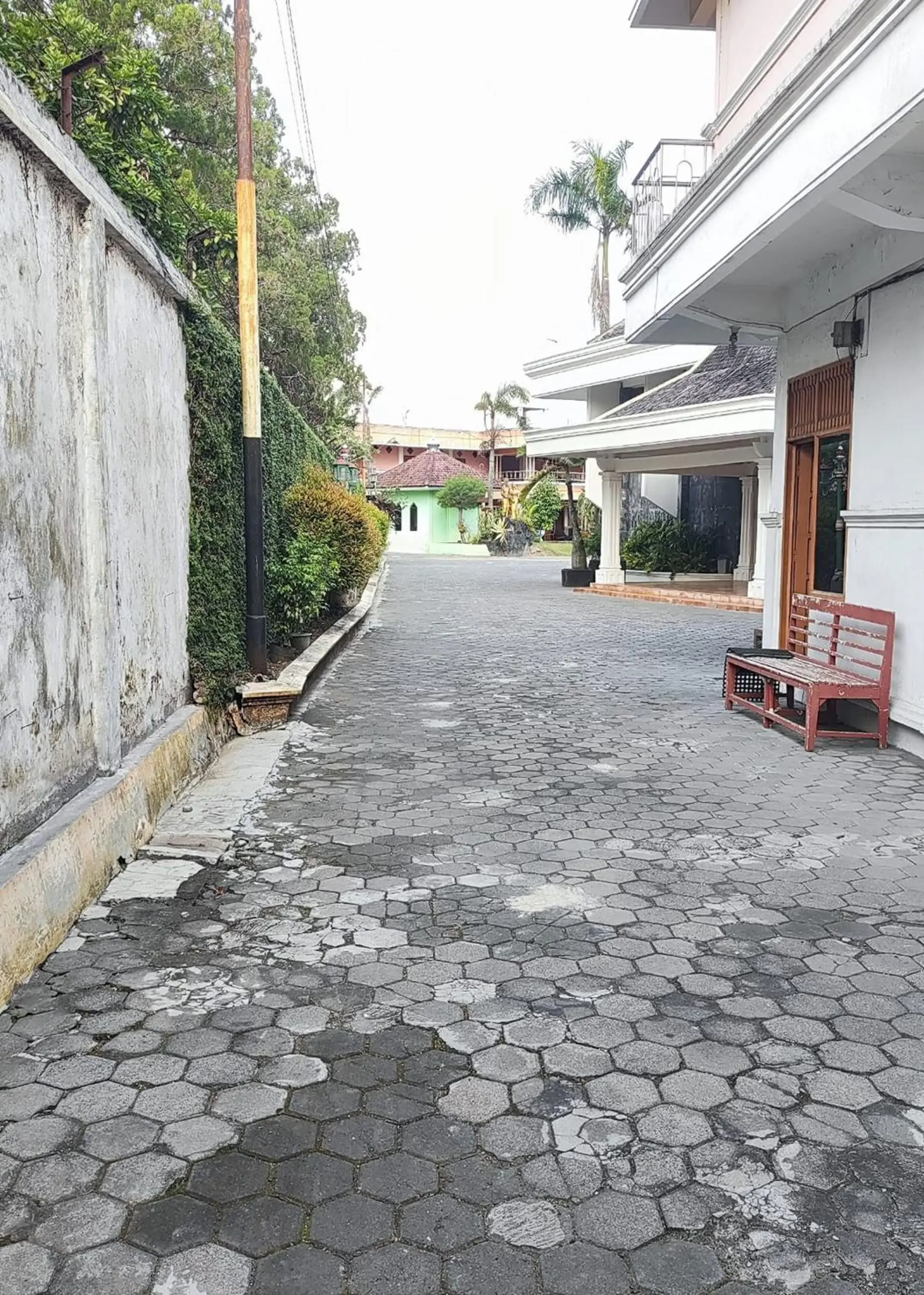 Property building in Hotel Bima Property building in Hotel Bima