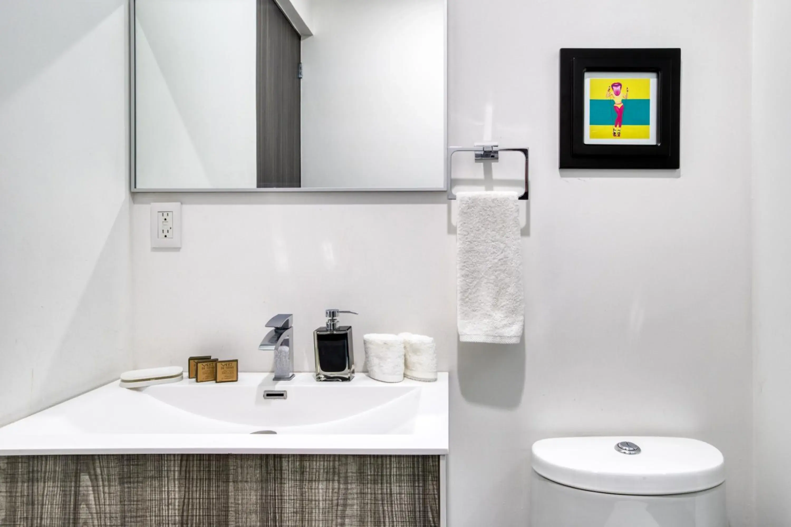 Two-Bedroom Apartment in MEDELLIN by Mr W Two-Bedroom Apartment in MEDELLIN by Mr W