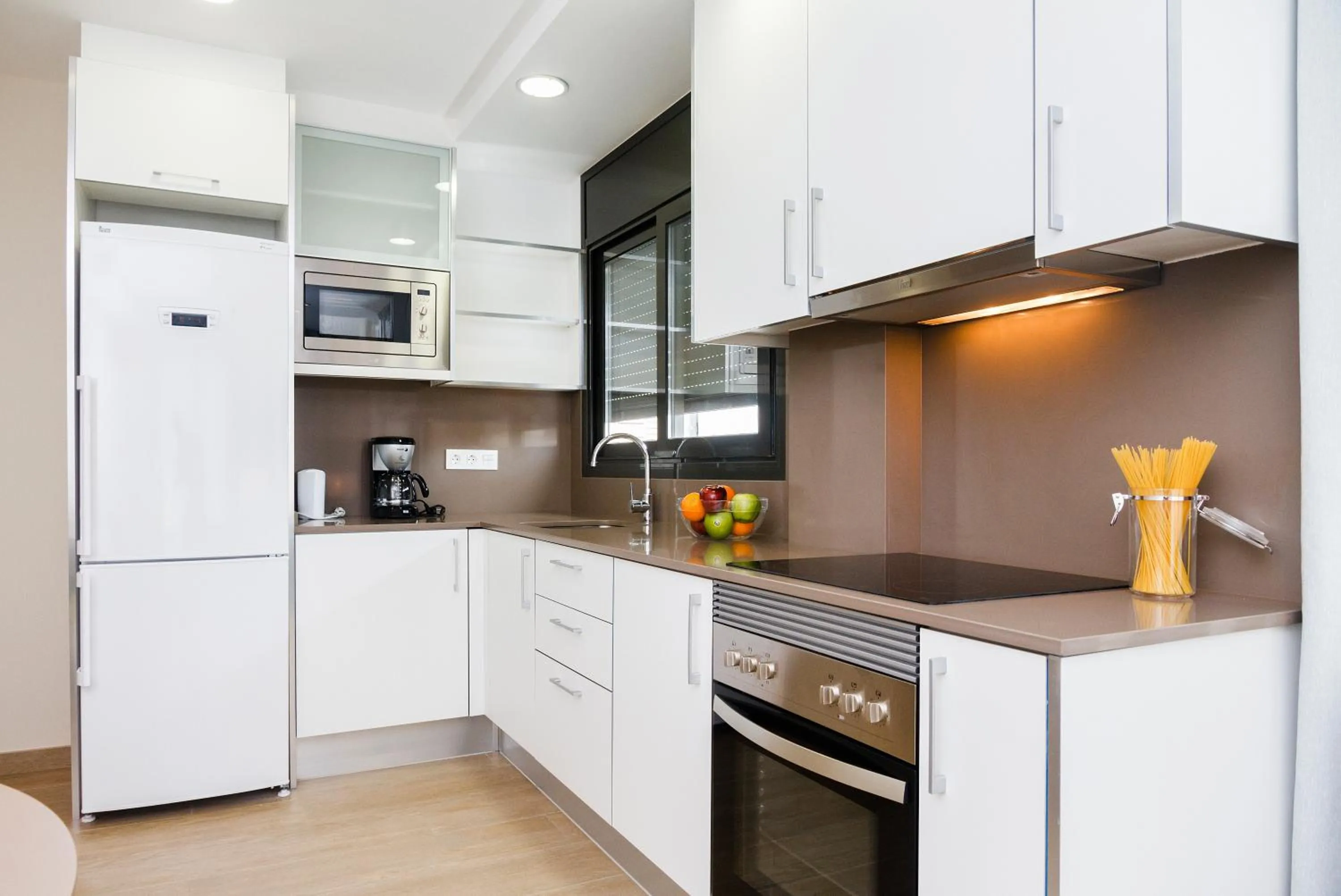 Kitchen or kitchenette in Feelathome Plaza Apartments