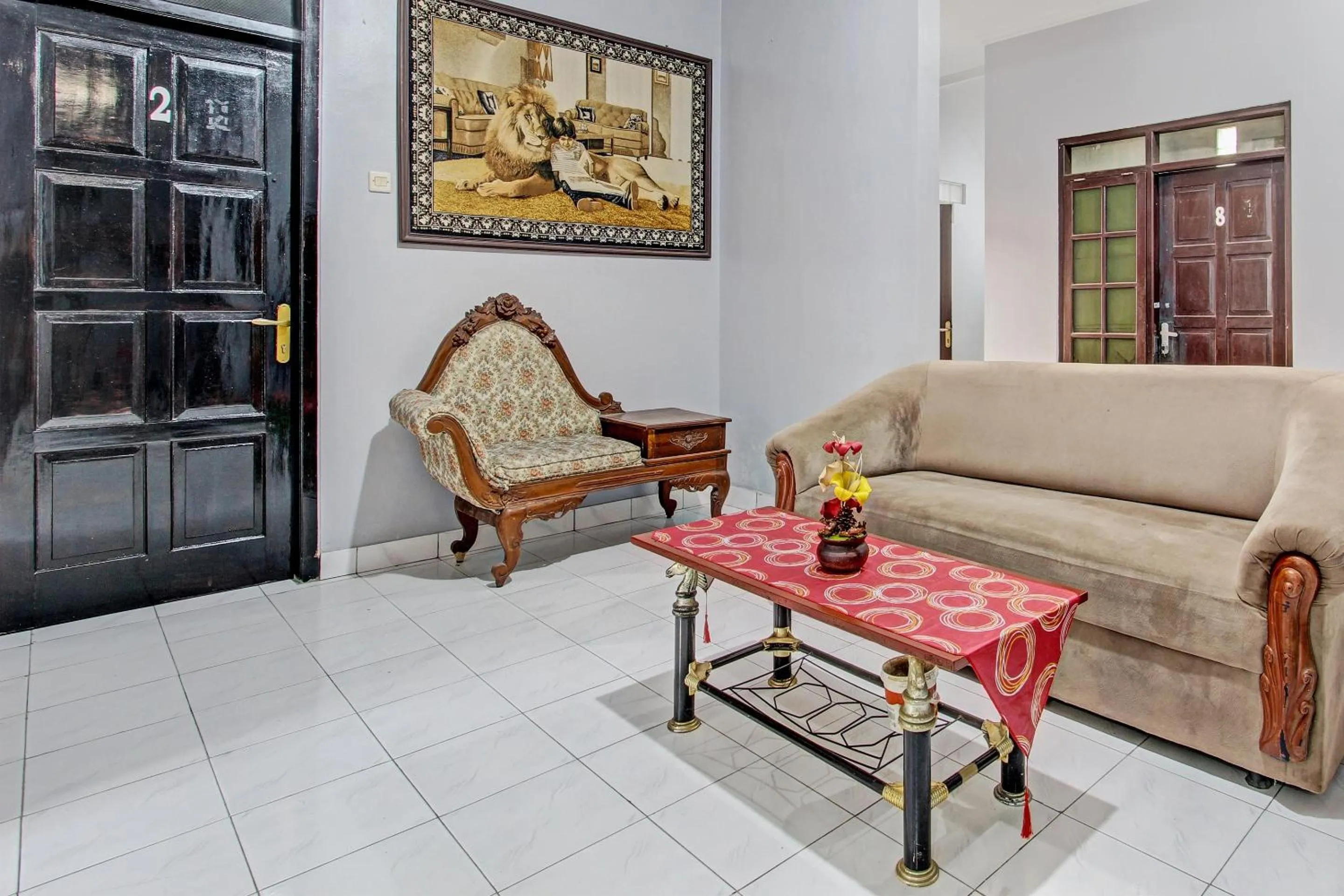 Lobby or reception in OYO Life 92575 Zazi Homestay