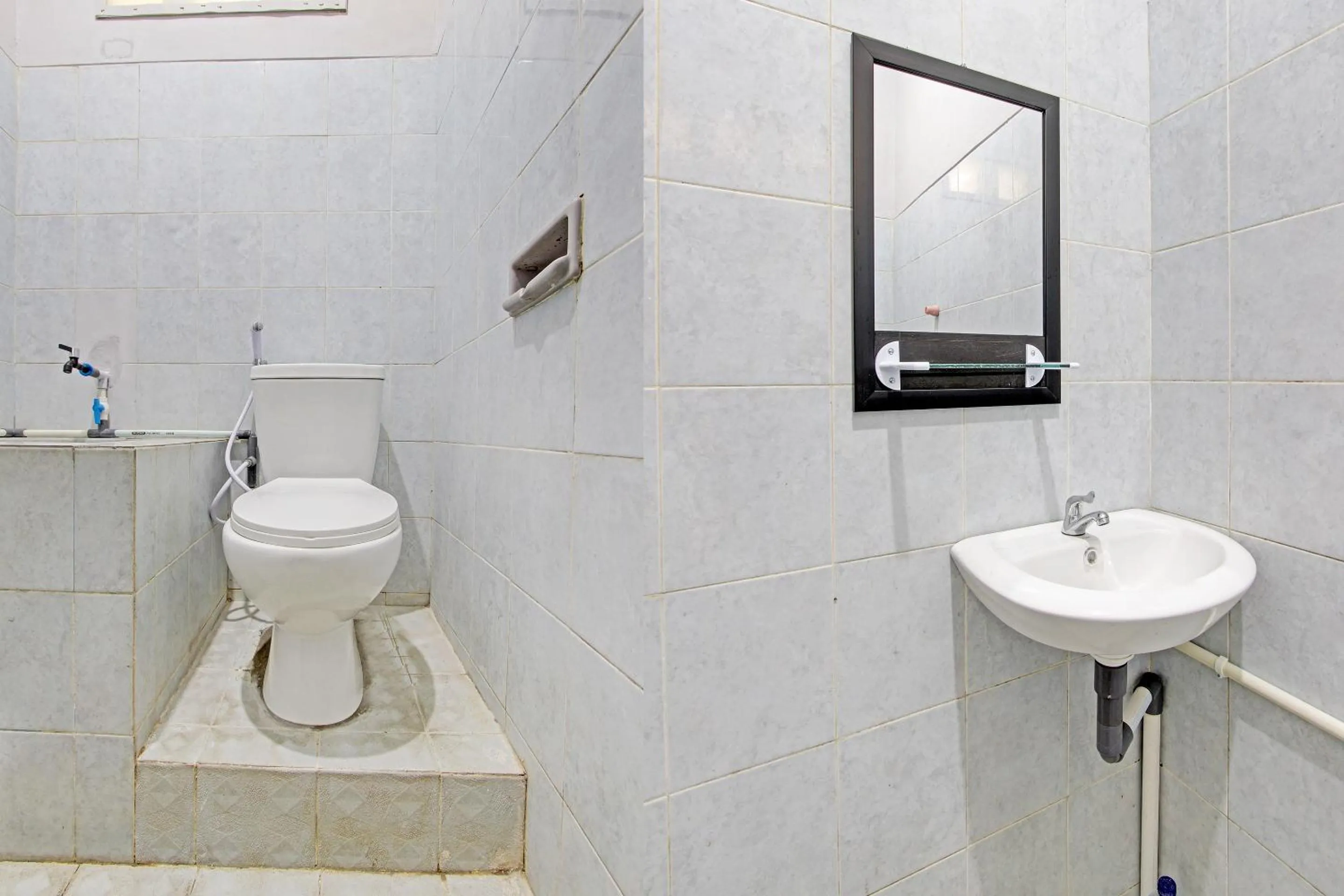 Bathroom in OYO Life 92575 Zazi Homestay