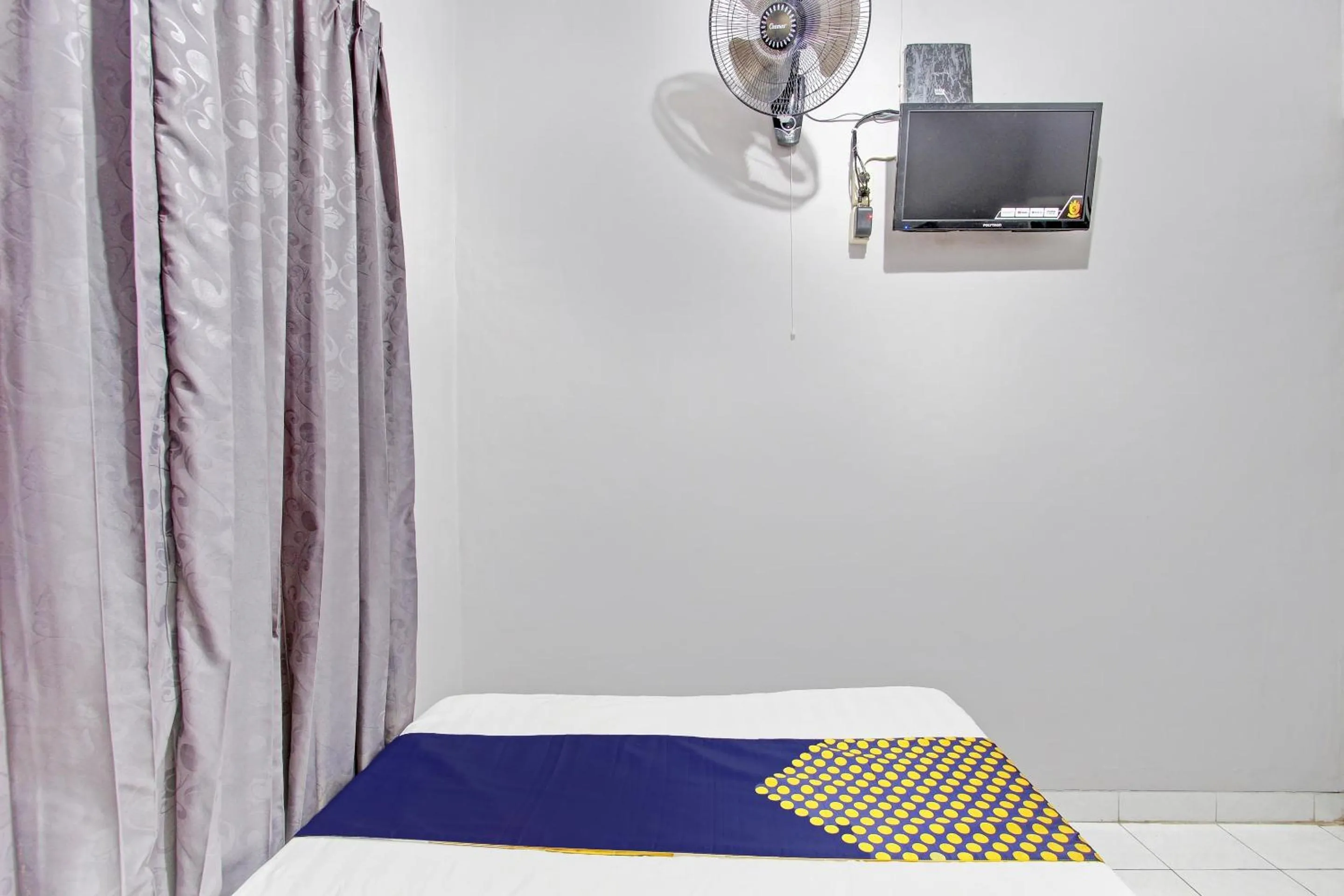 Bedroom, Bed in OYO Life 92575 Zazi Homestay