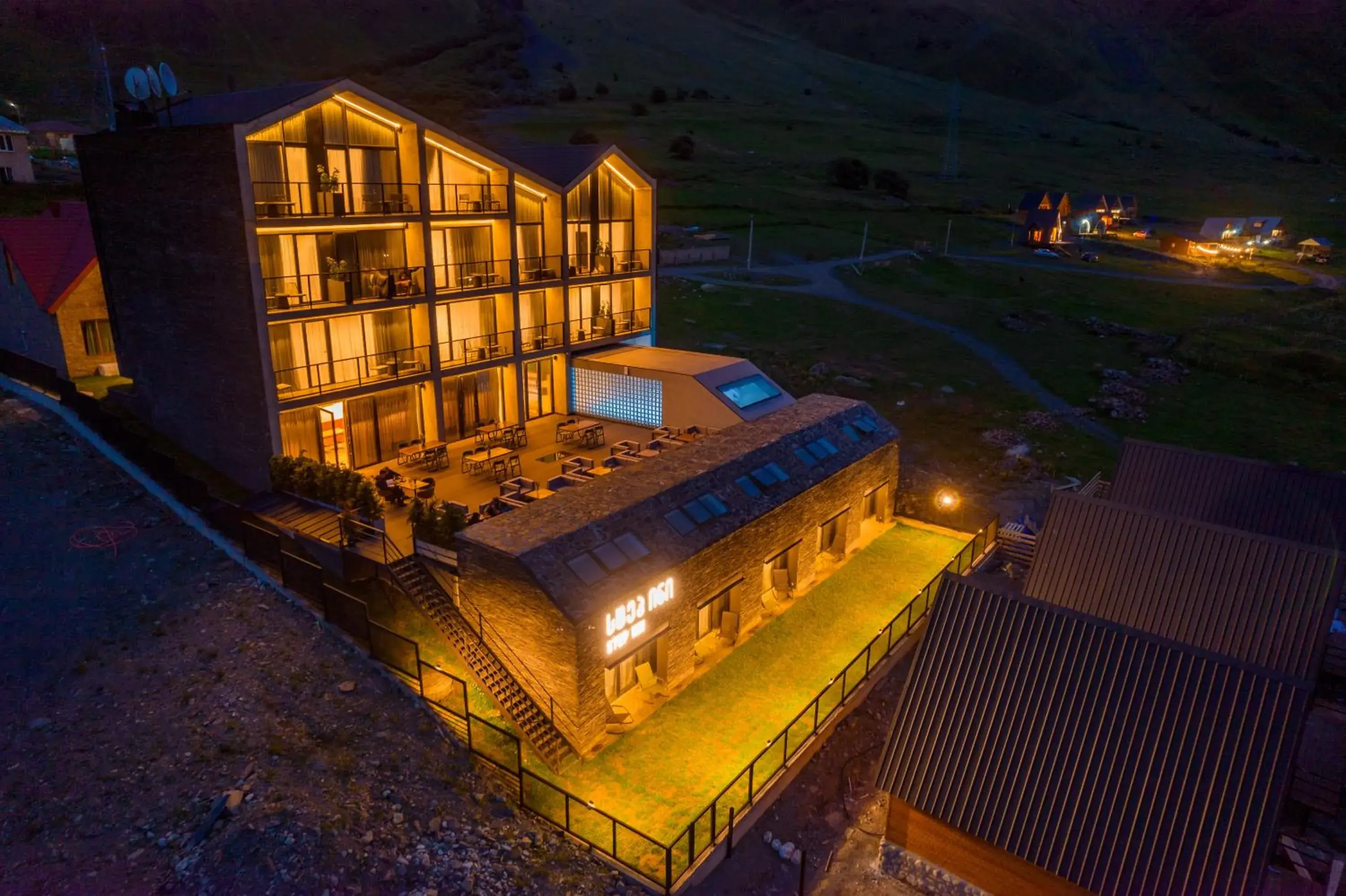 Property building in Step Inn - Kazbegi Property building in Step Inn - Kazbegi
