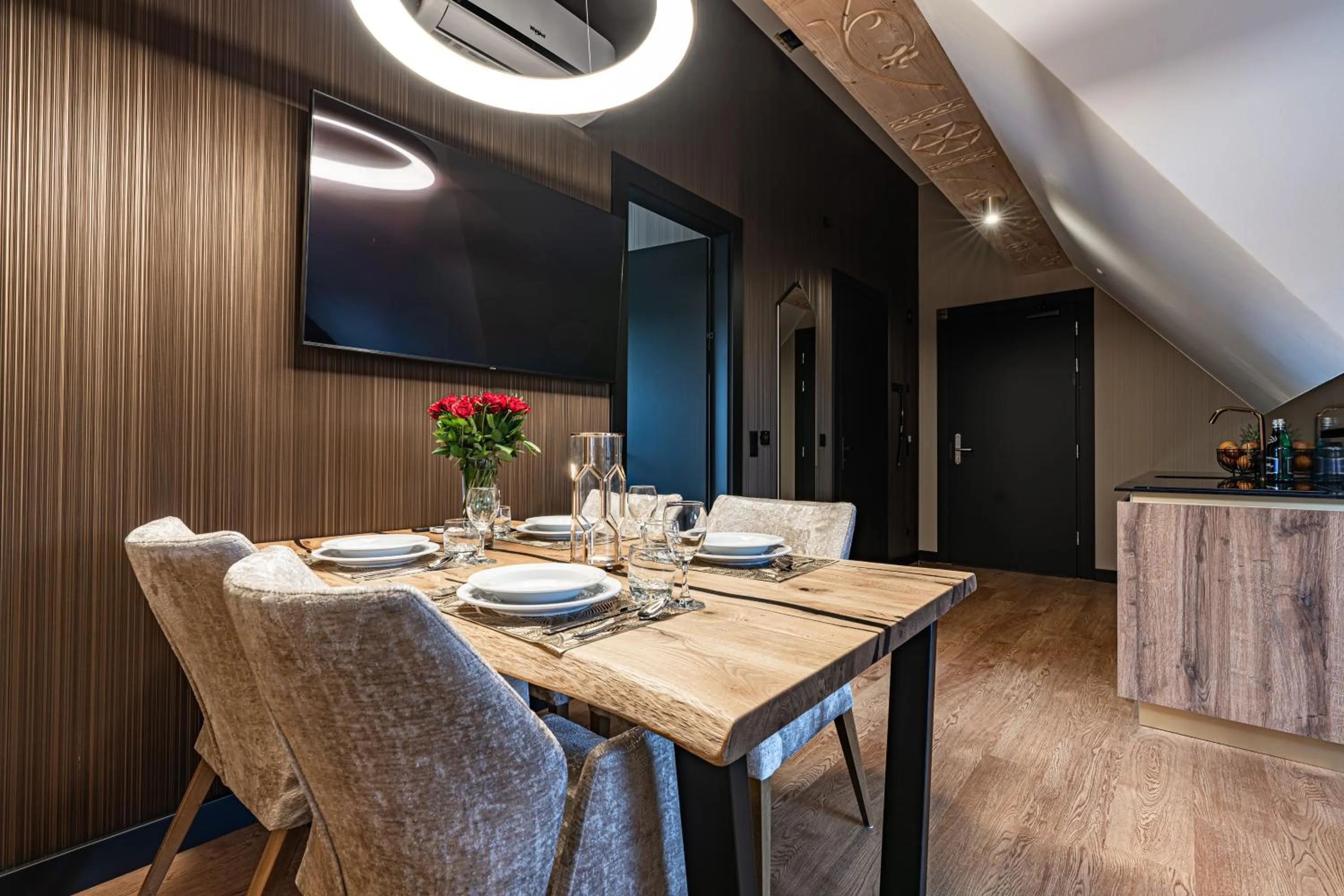 TV and multimedia in Aparthotel Diamond SPA Aqua