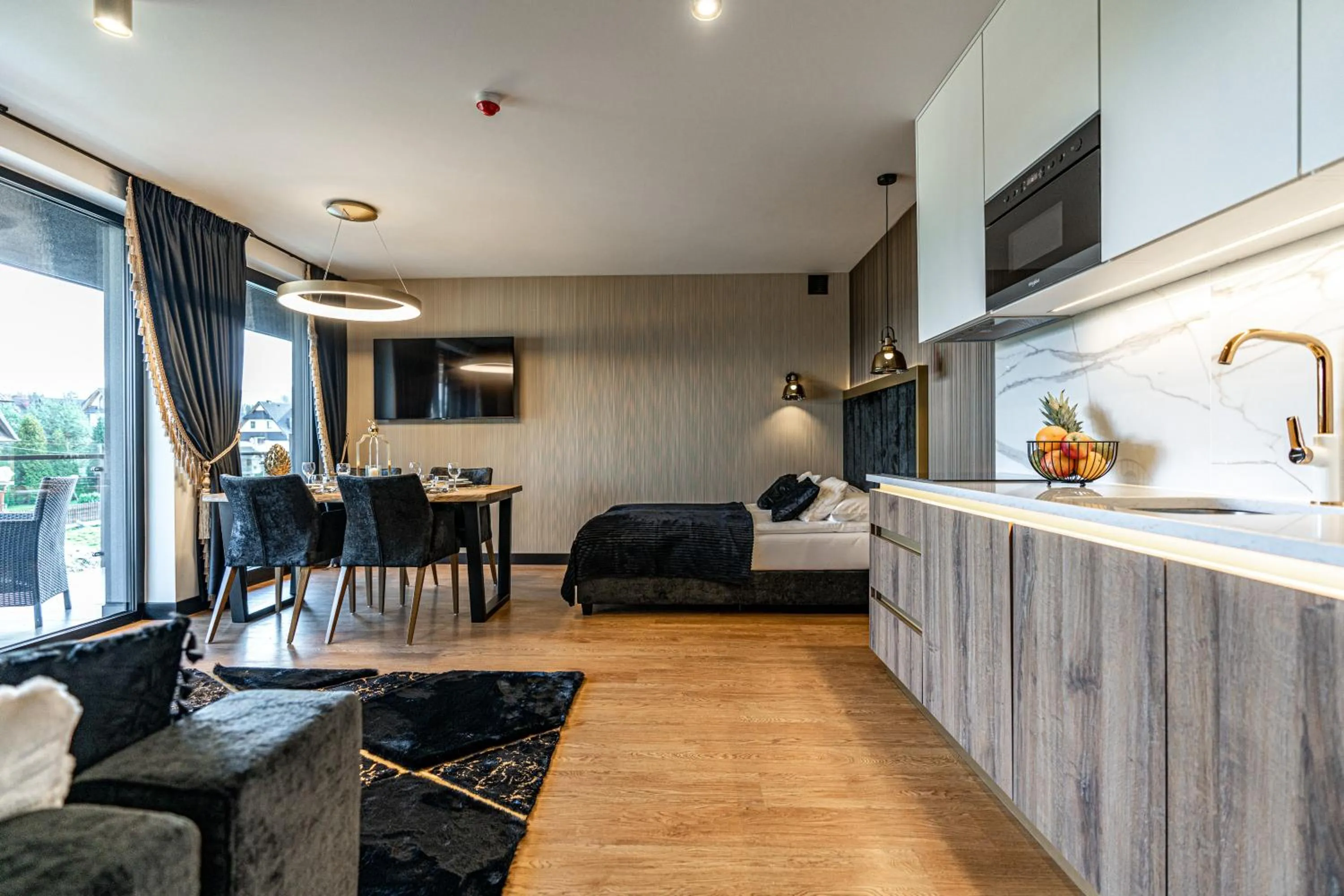 TV and multimedia in Aparthotel Diamond SPA Aqua