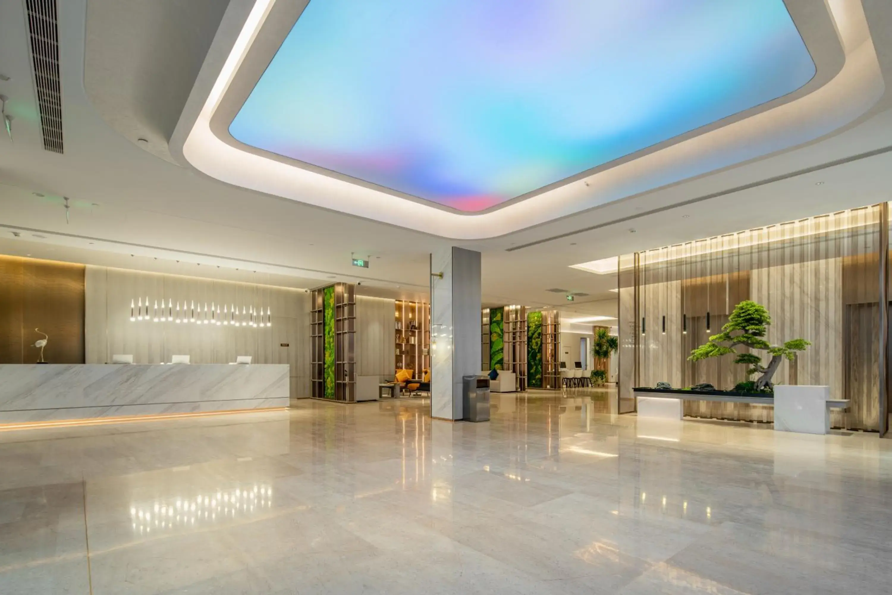 Lobby or reception in Hyatt Place Linyi People Square Lobby or reception in Hyatt Place Linyi People Square