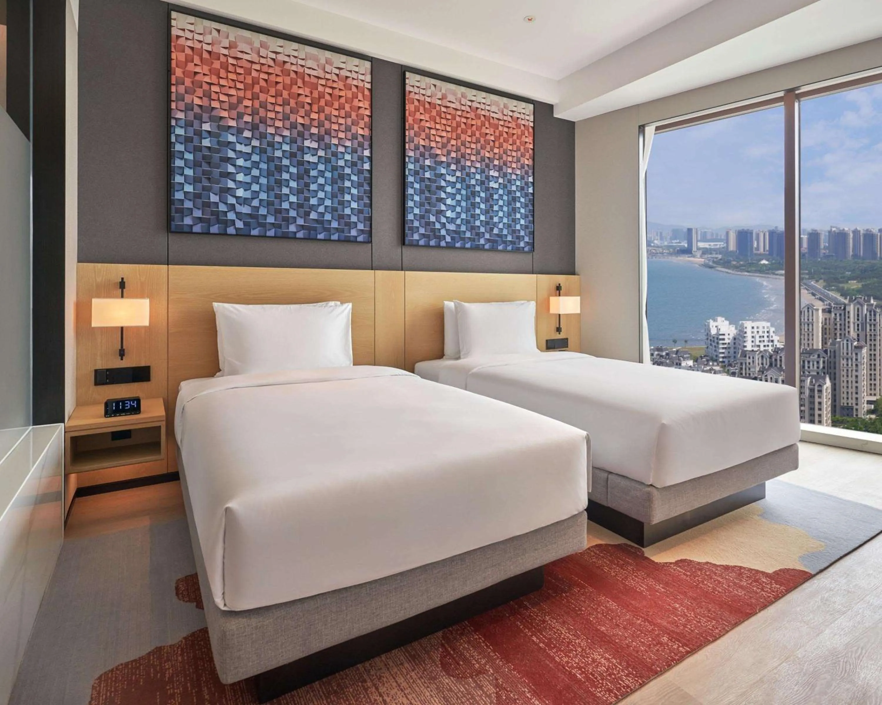 Photo of the whole room, Bed in Hyatt Place Yantai Development Zone