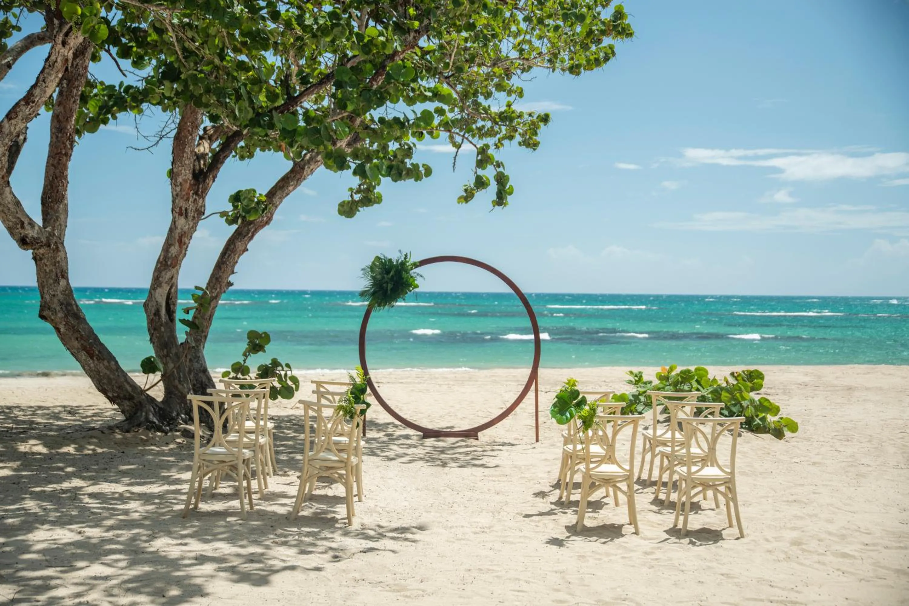 wedding in Iberostar Waves Costa Dorada - All Inclusive