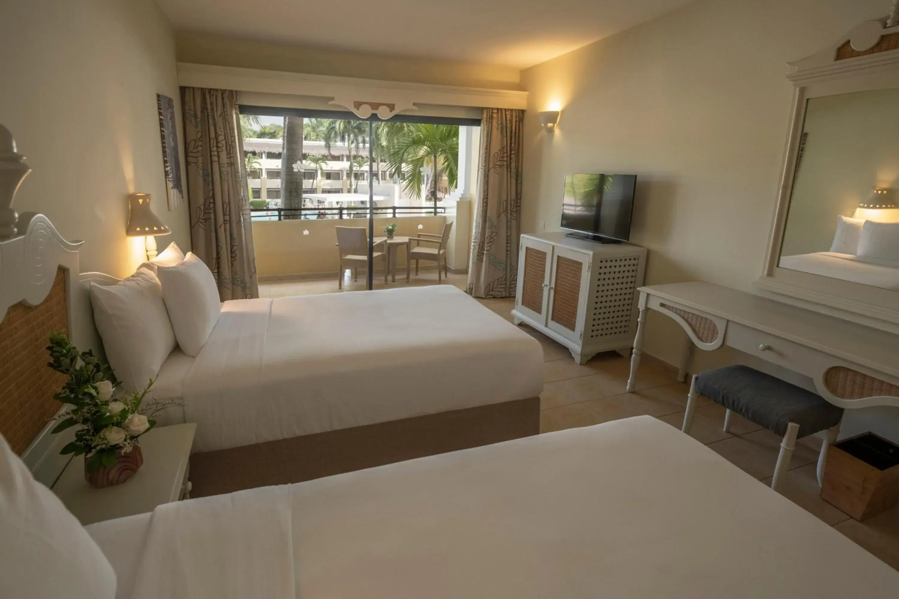 Bedroom, Bed in Iberostar Waves Costa Dorada - All Inclusive Bedroom, Bed in Iberostar Waves Costa Dorada - All Inclusive