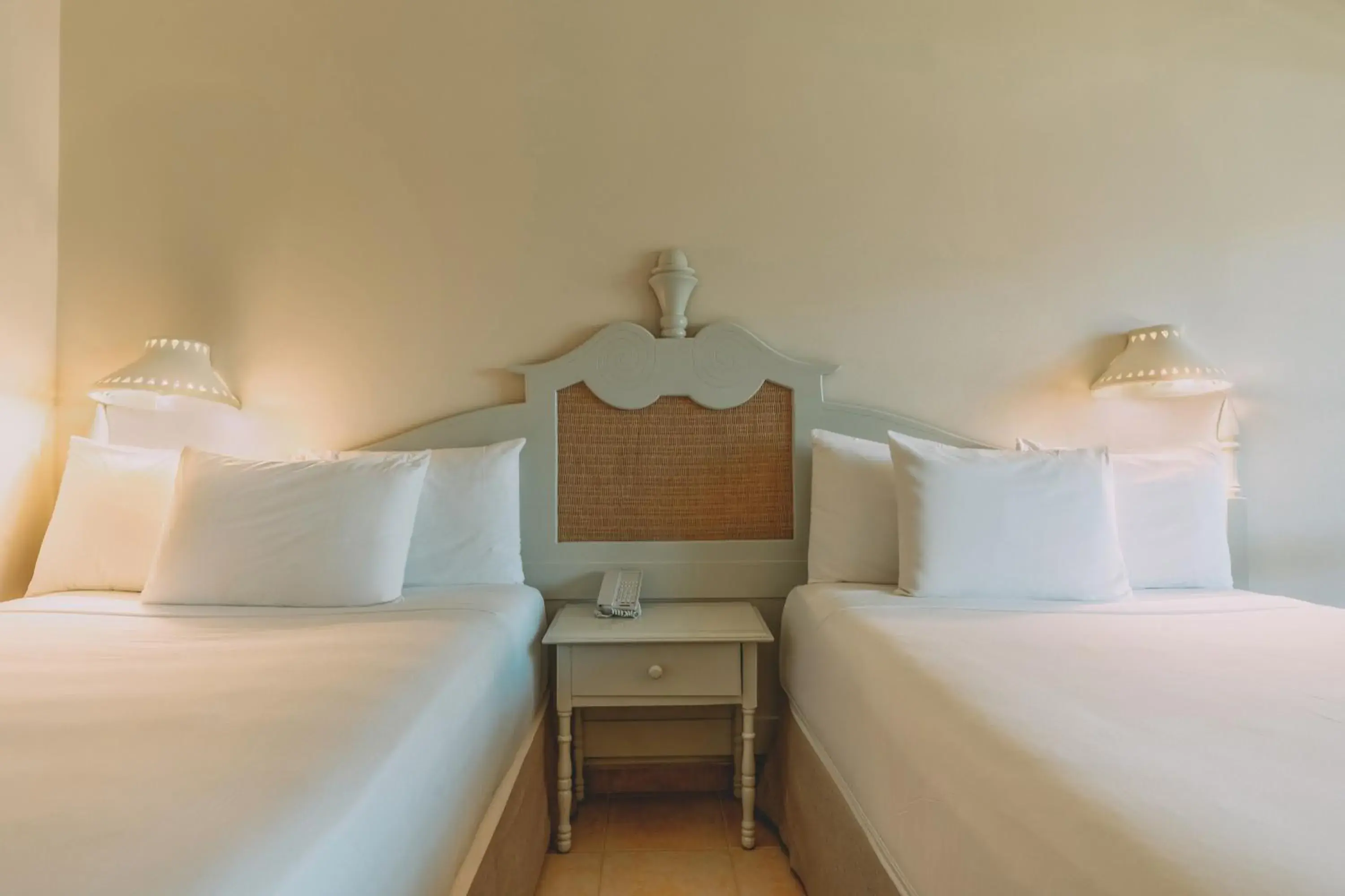 Bed in Iberostar Waves Costa Dorada - All Inclusive Bed in Iberostar Waves Costa Dorada - All Inclusive