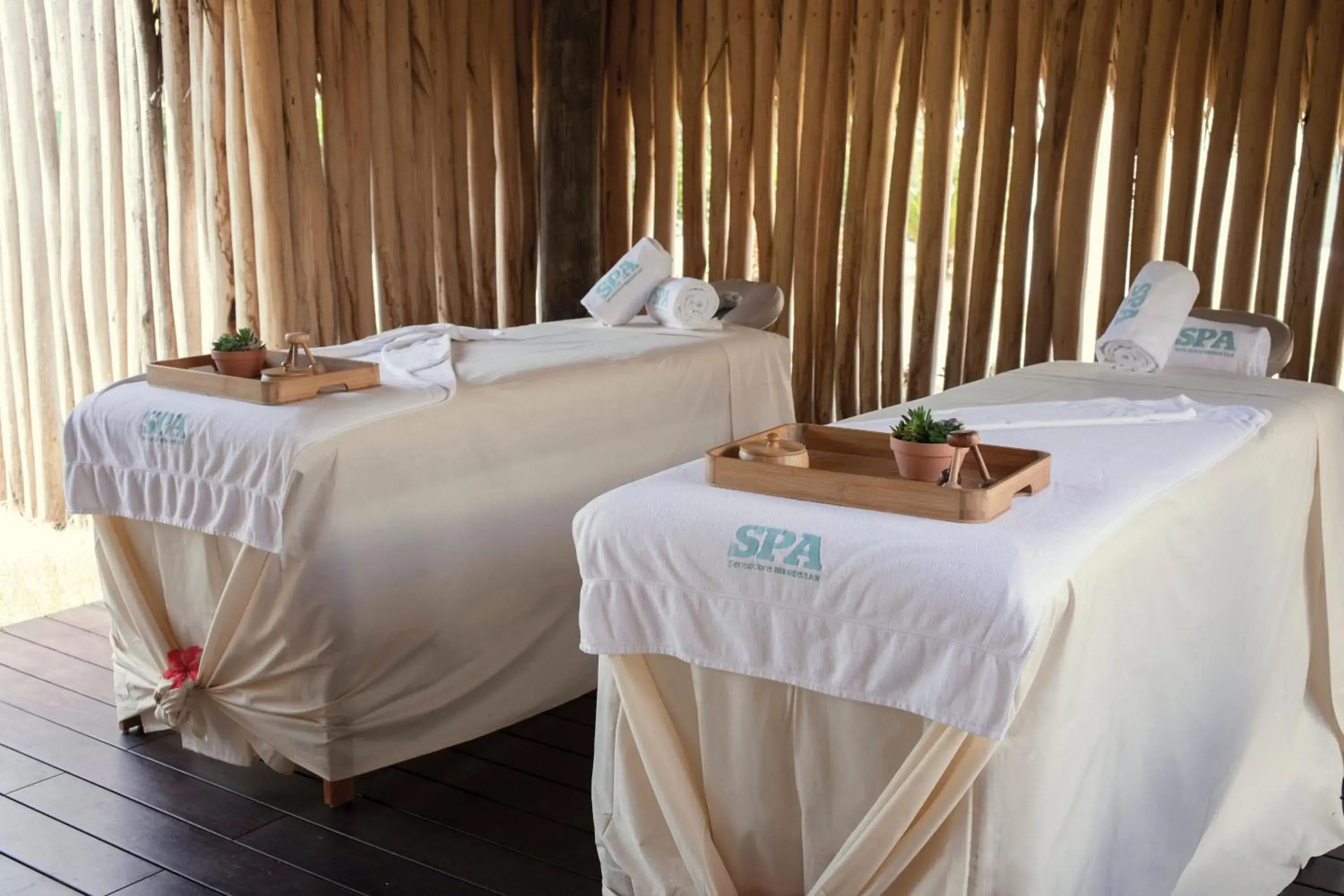 Spa and wellness centre/facilities, Bed in Iberostar Waves Costa Dorada - All Inclusive Spa and wellness centre/facilities, Bed in Iberostar Waves Costa Dorada - All Inclusive