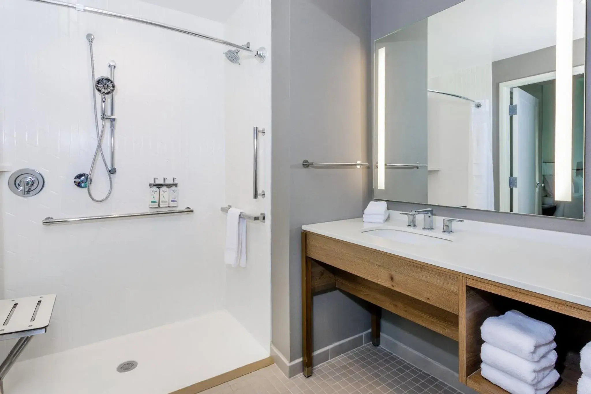 Photo of the whole room, Bathroom in Staybridge Suites Winter Haven - Auburndale