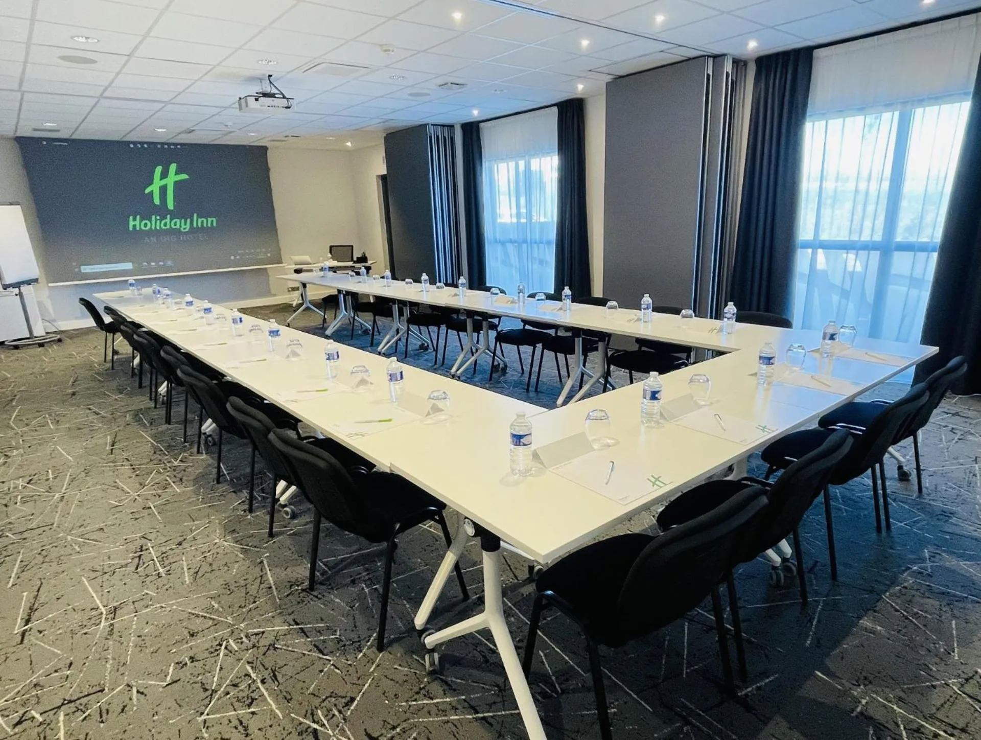 Meeting/conference room in Holiday Inn Dijon Sud - Longvic by IHG