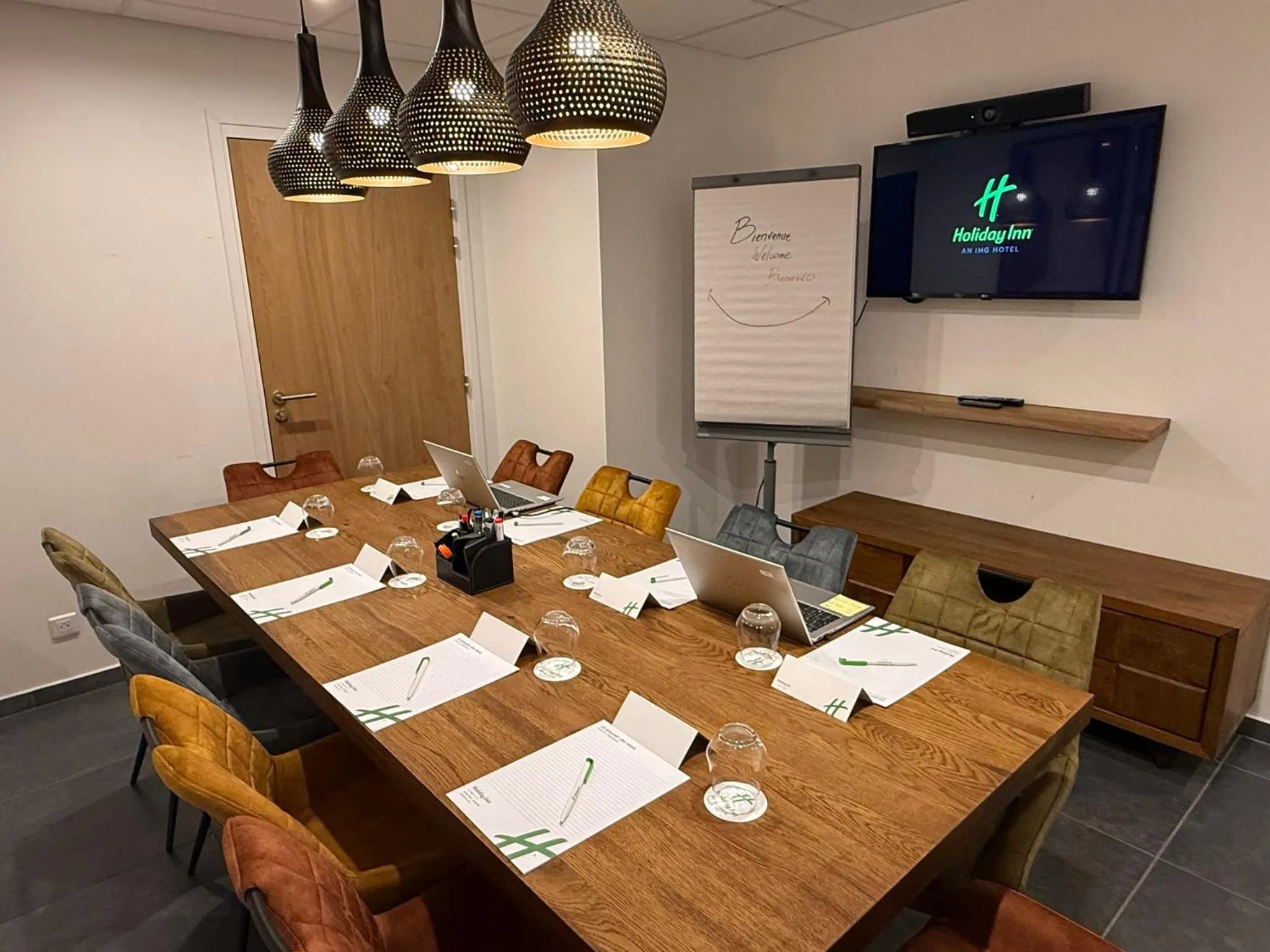 Meeting/conference room in Holiday Inn Dijon Sud - Longvic by IHG