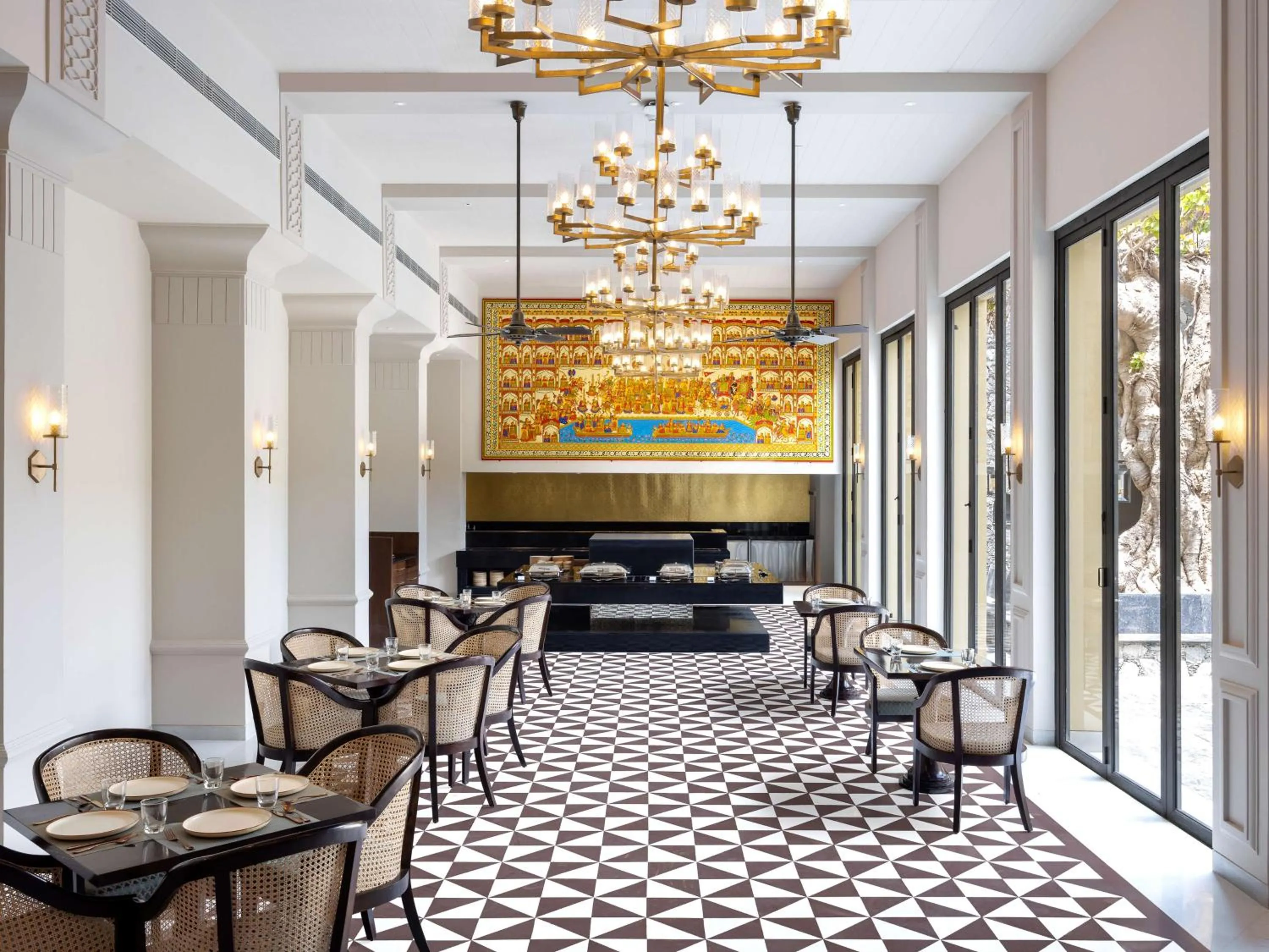 Restaurant/places to eat in Radisson Blu Resort Kumbhalgarh