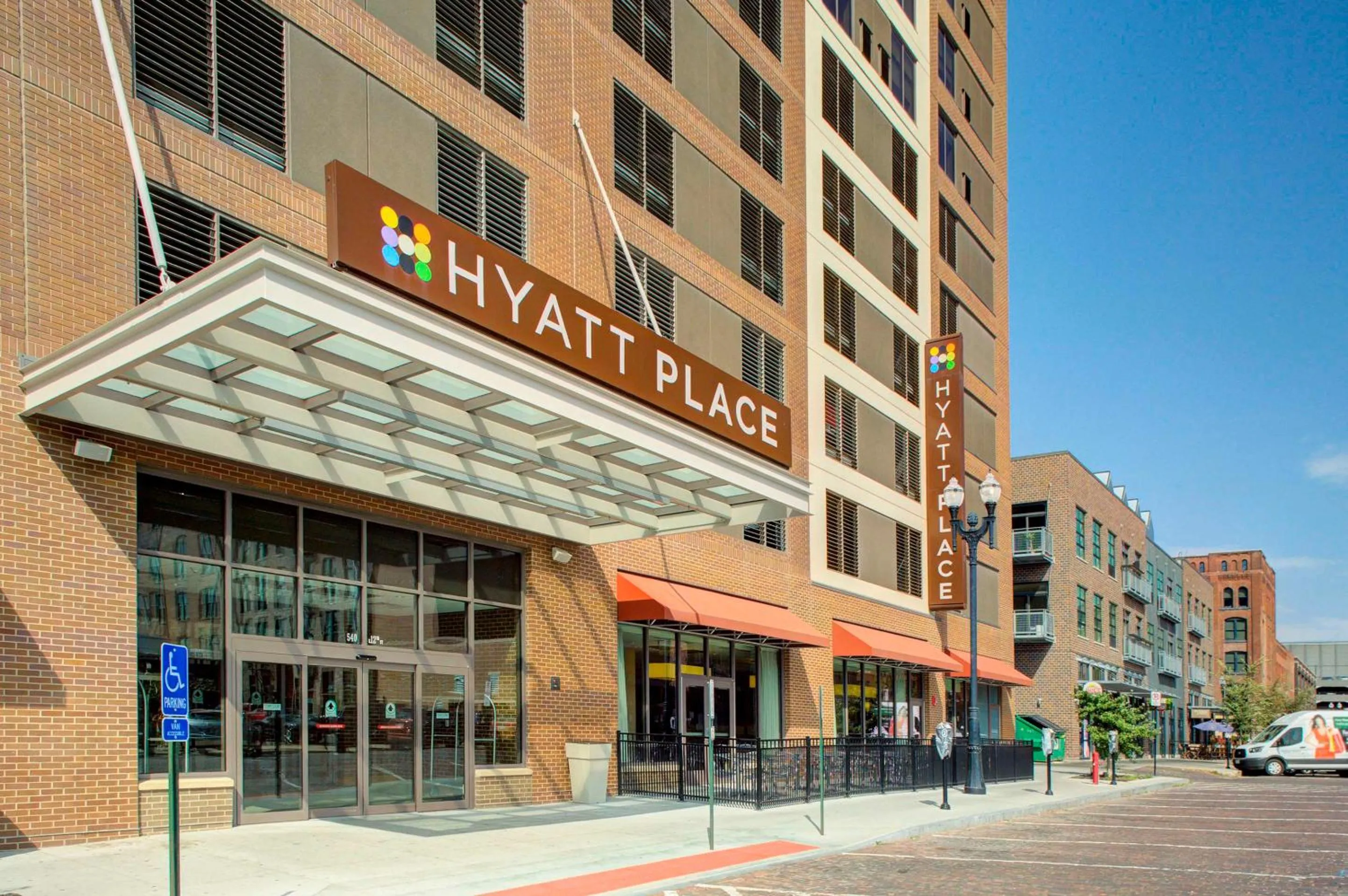 Property building in Hyatt Place Omaha/Downtown-Old Market