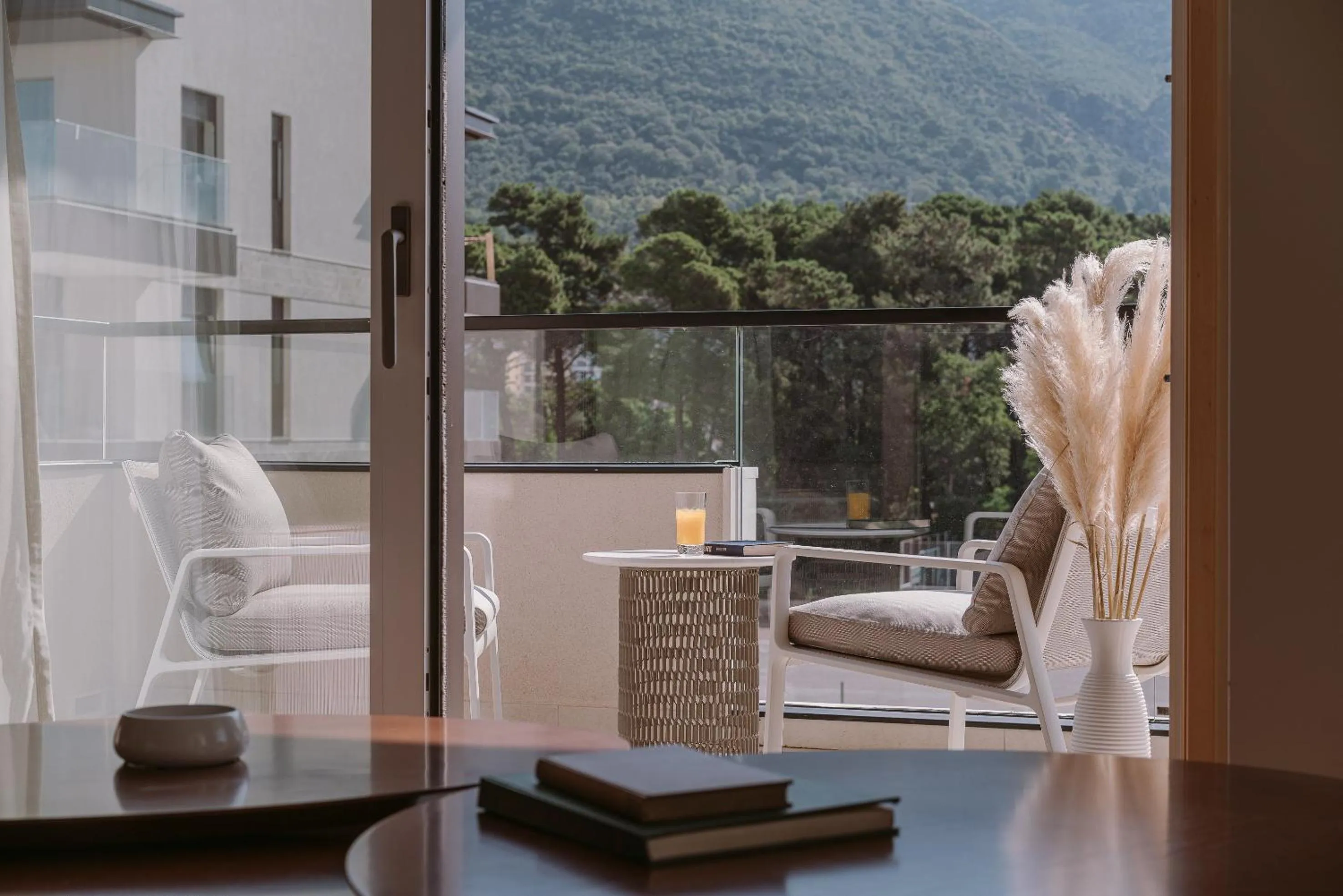 Photo of the whole room in Regent Porto Montenegro