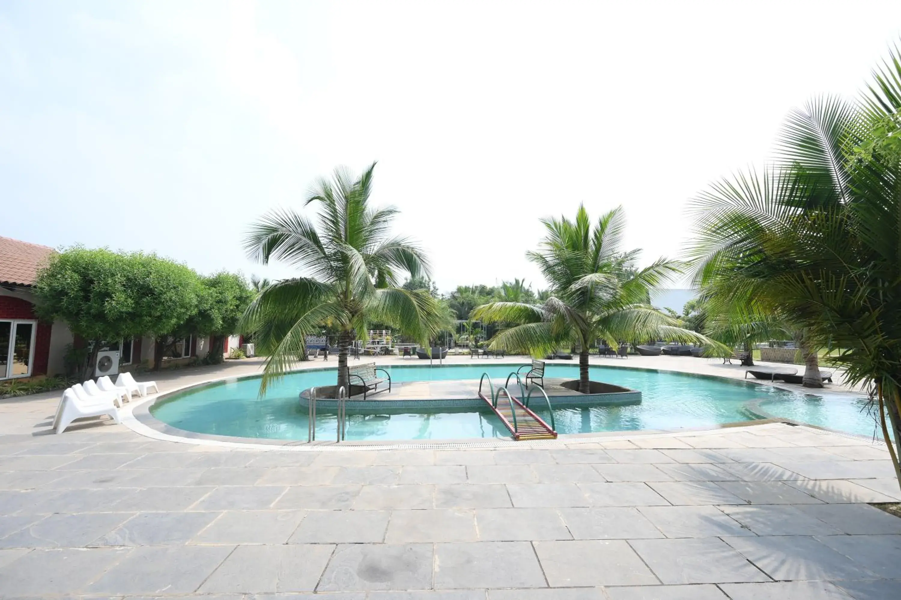 Swimming pool in Spree One Resort And Convention Annavaram Swimming pool in Spree One Resort And Convention Annavaram