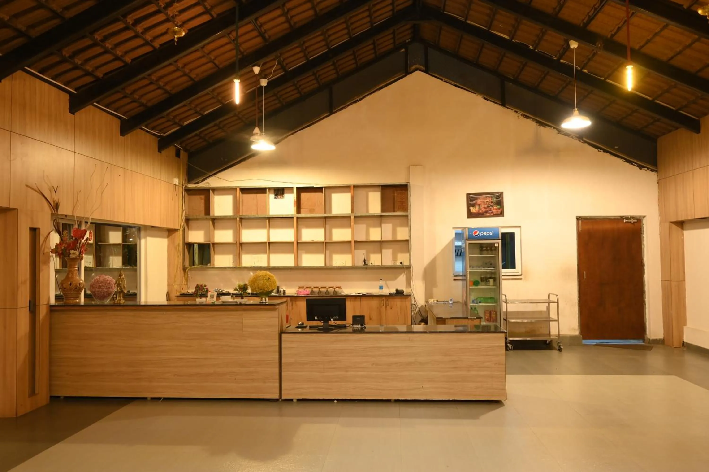 Restaurant/places to eat in Spree One Resort And Convention Annavaram