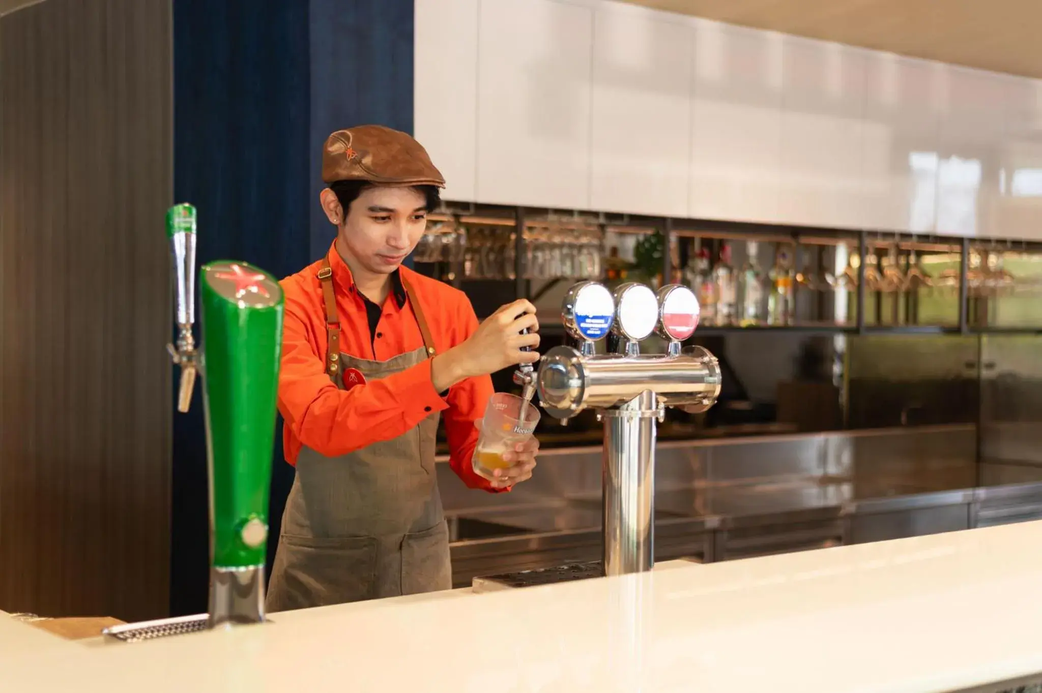 Lounge or bar in Lumen Bangkok Udomsuk Station Lounge or bar in Lumen Bangkok Udomsuk Station