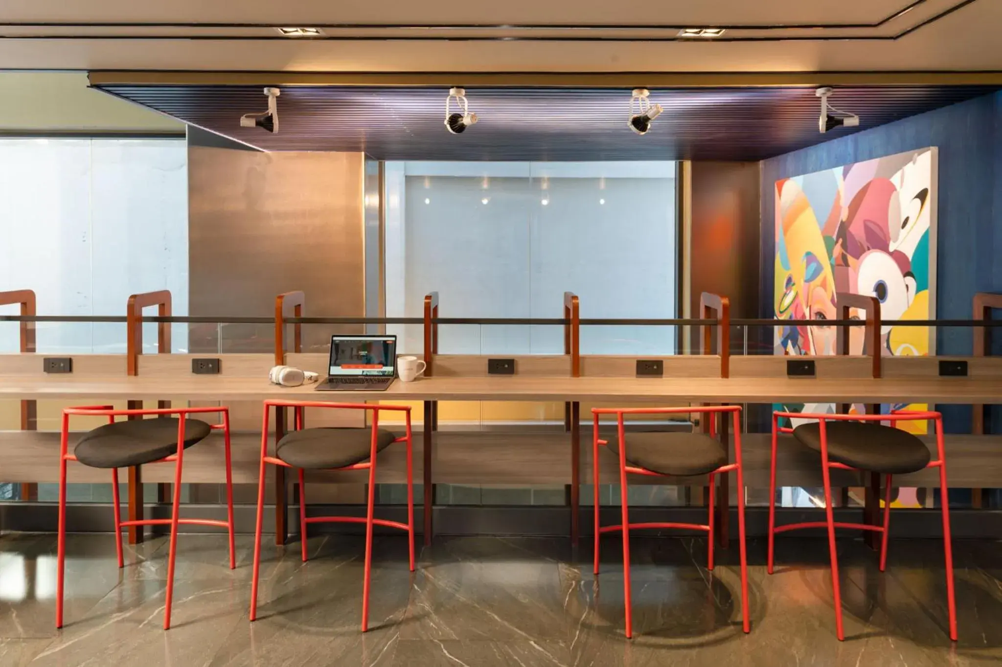 Lounge or bar in Lumen Bangkok Udomsuk Station Lounge or bar in Lumen Bangkok Udomsuk Station