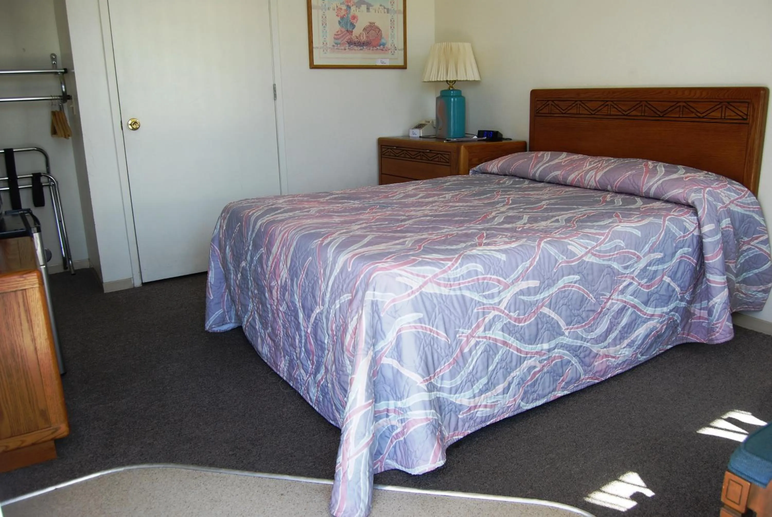 Bed in Redwood Motel