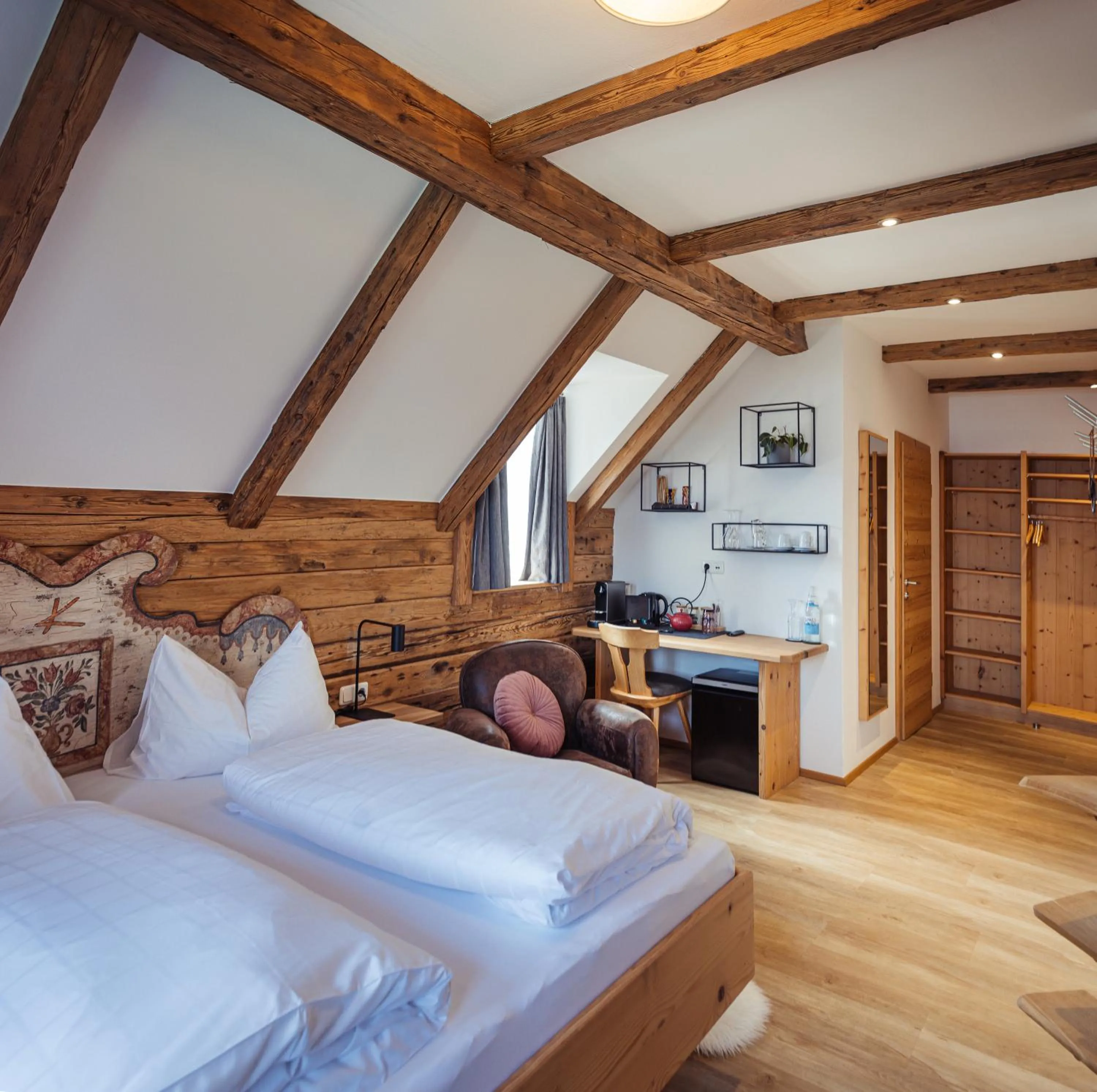 Bedroom, Bed in Gmundnerberghaus - ROOMS