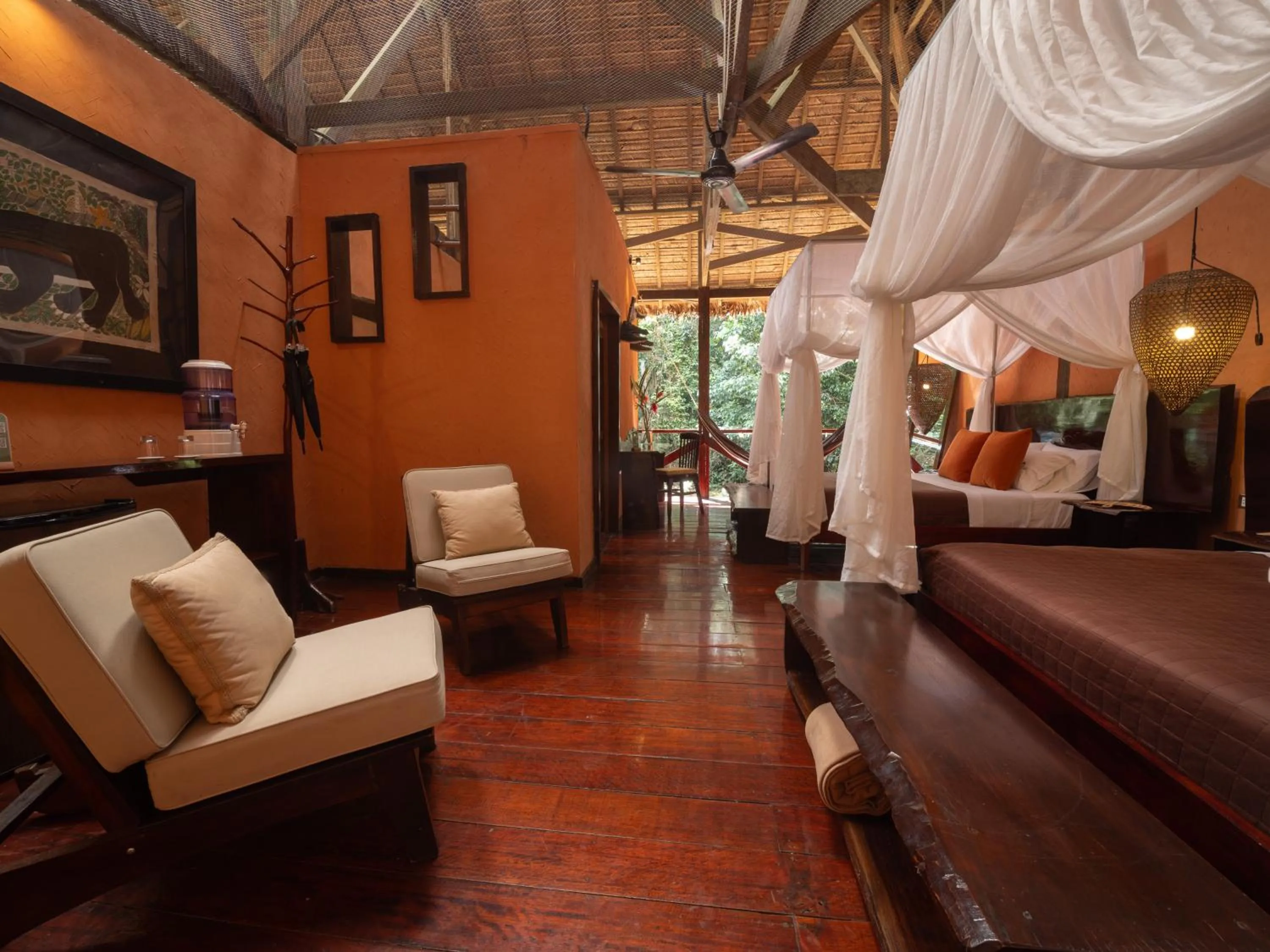 Living room in Refugio Amazonas Lodge