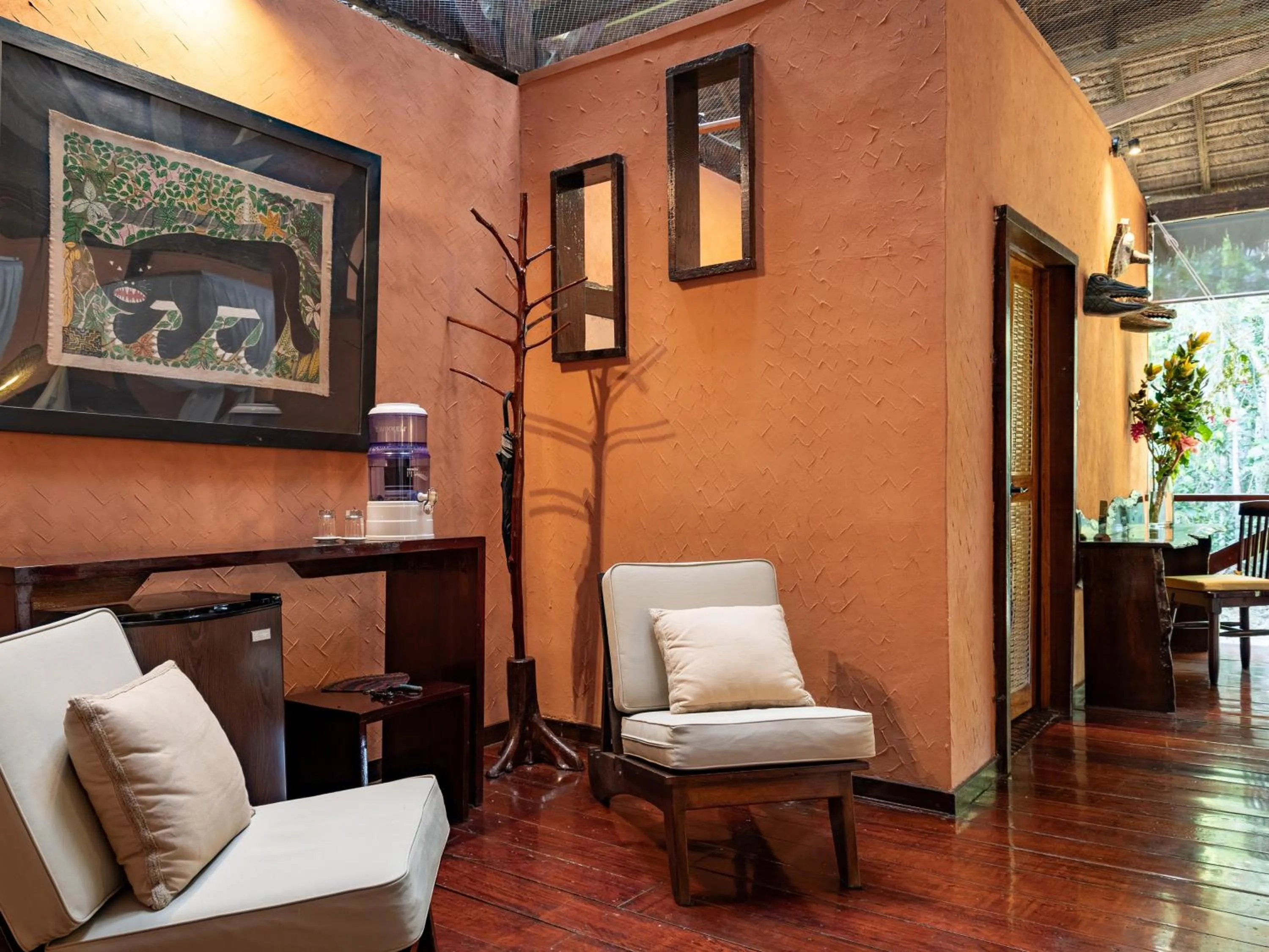 Living room in Refugio Amazonas Lodge