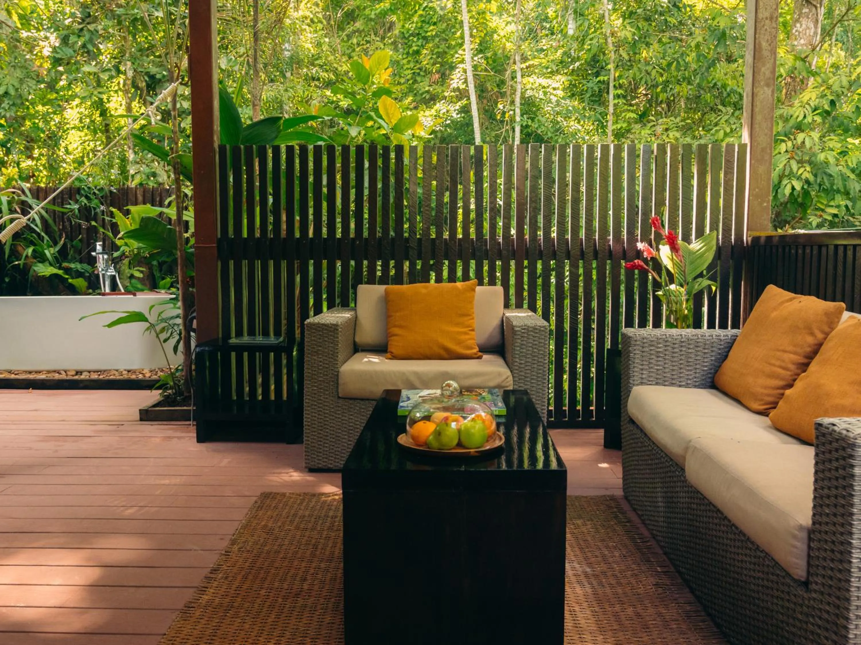 Living room in Refugio Amazonas Lodge