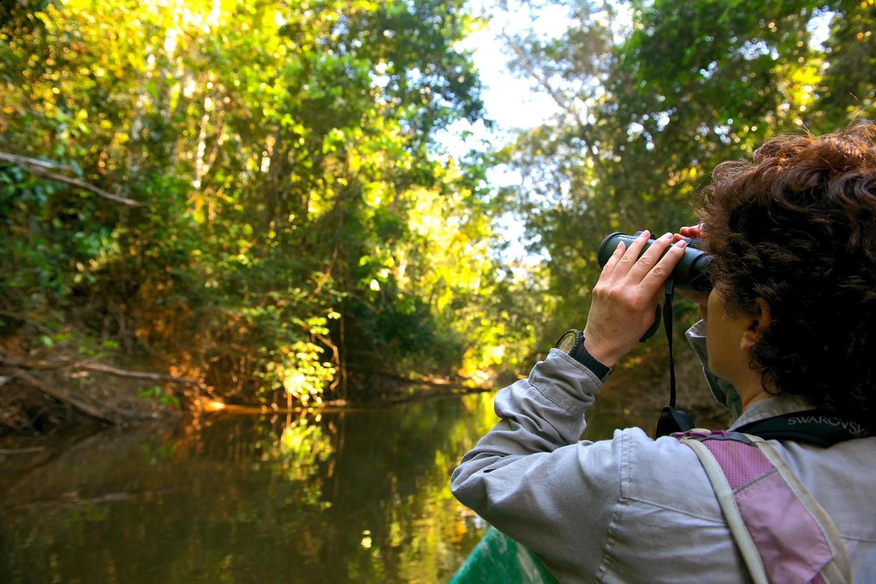 Hiking in Refugio Amazonas Lodge