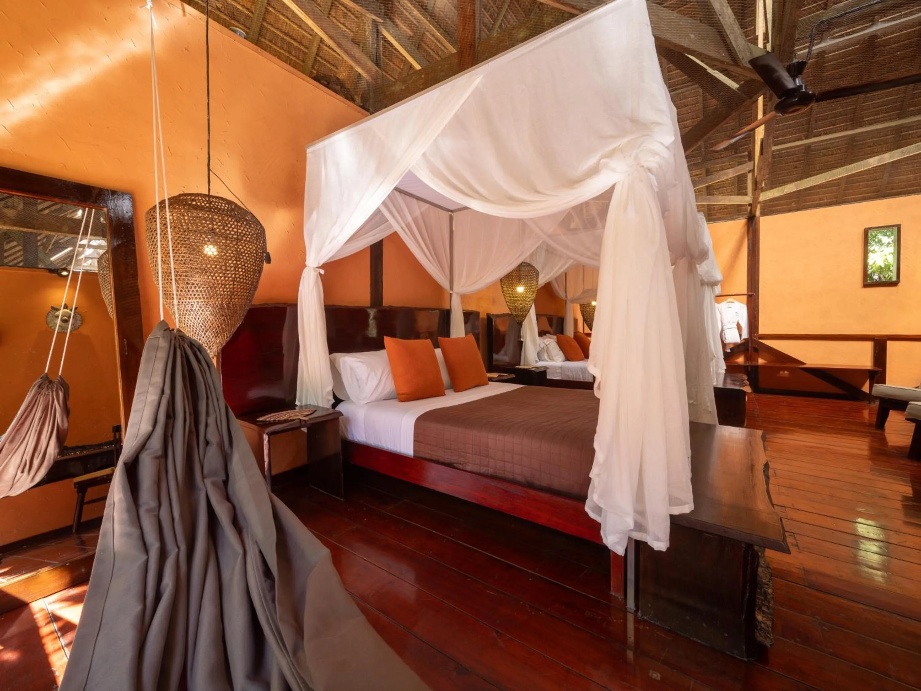 Bed in Refugio Amazonas Lodge