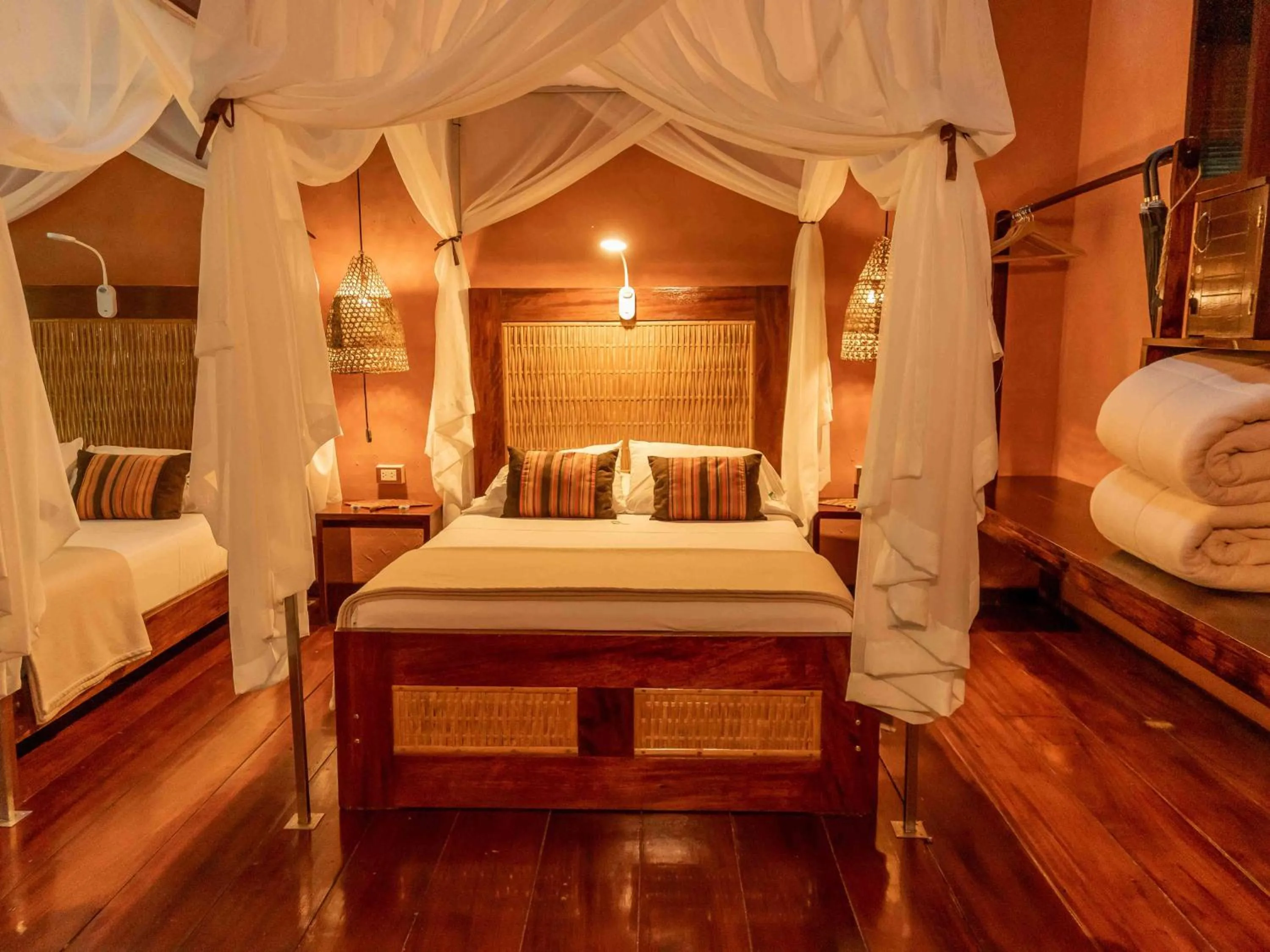 Bedroom, Bed in Refugio Amazonas Lodge