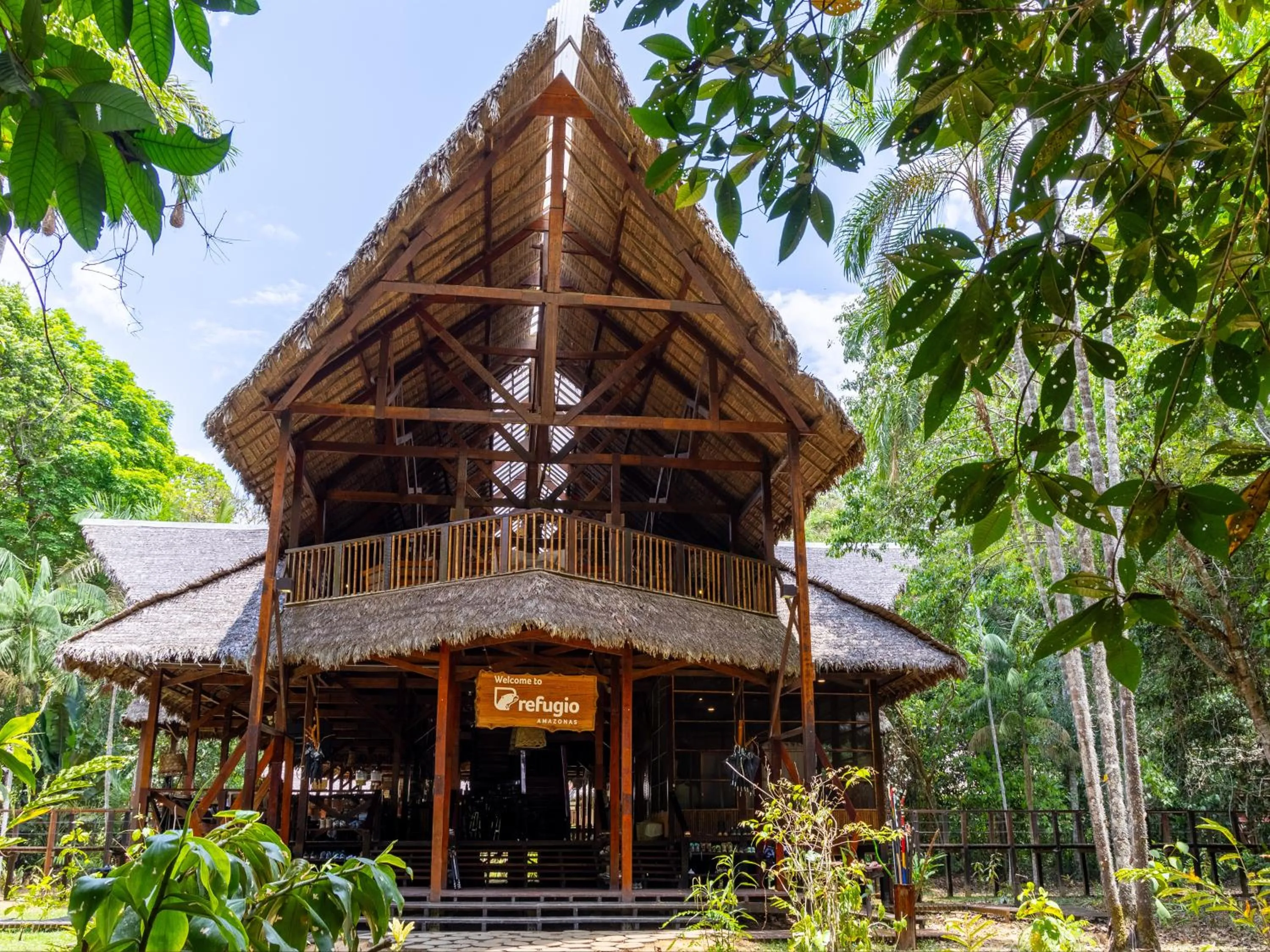 Property building in Refugio Amazonas Lodge