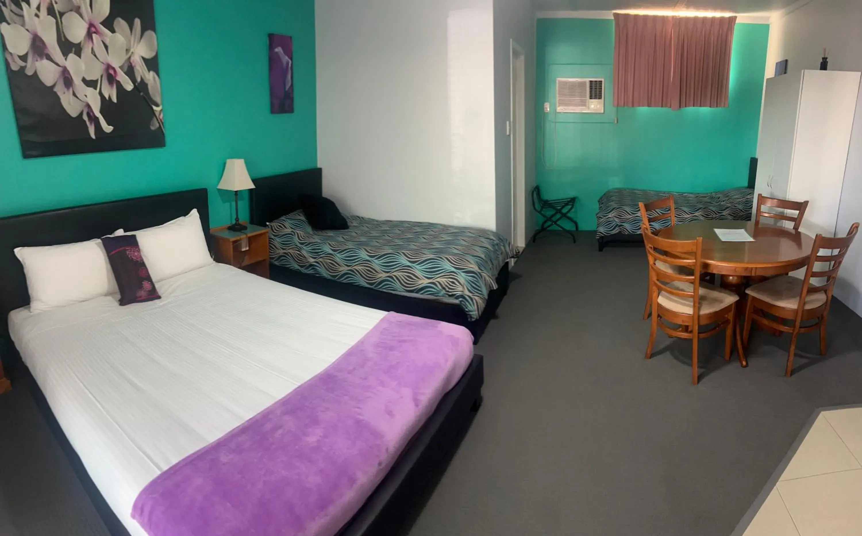 Deluxe Family Room in Acacia Rose Motor Inn Deluxe Family Room in Acacia Rose Motor Inn