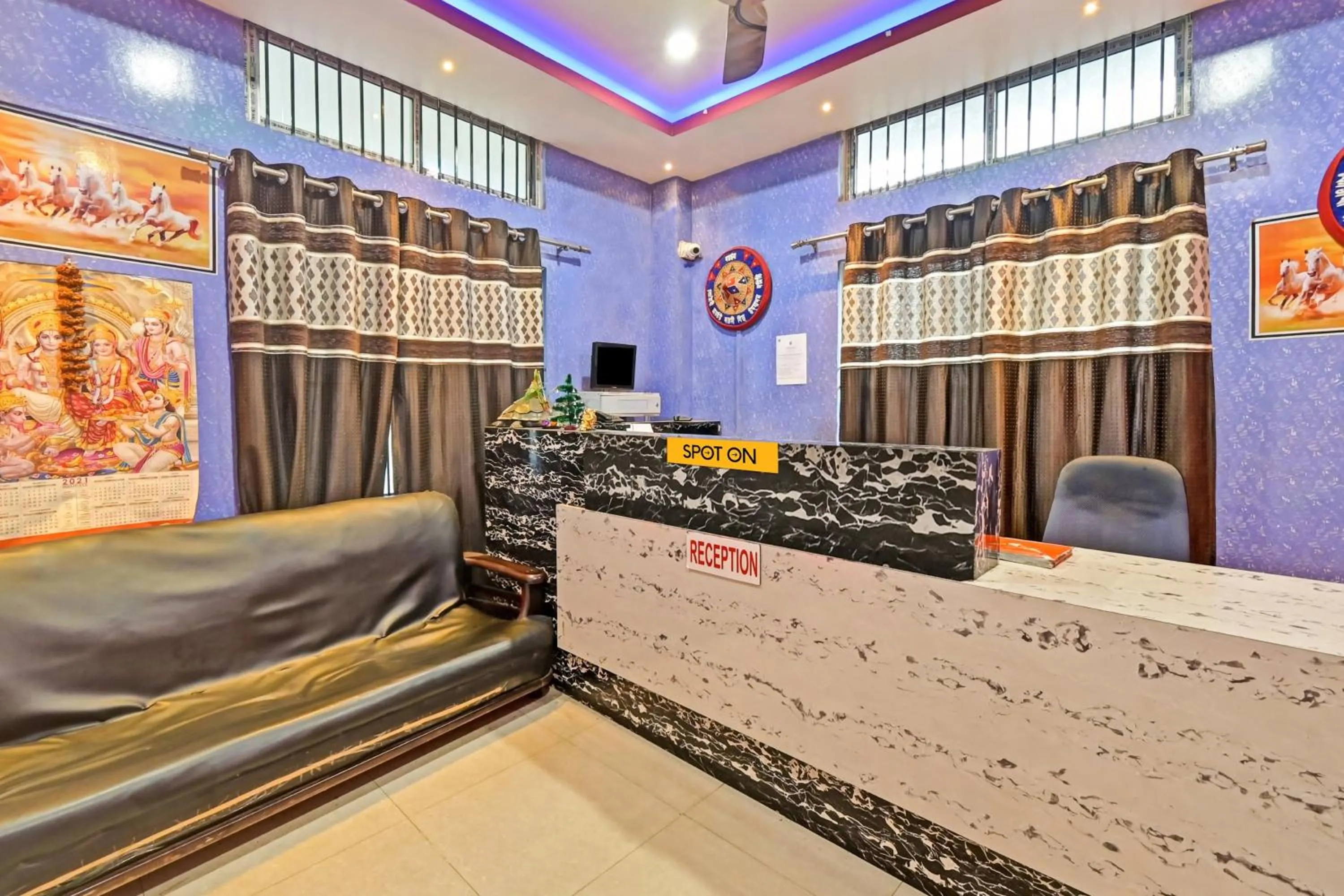 Lobby or reception in Hotel O Homely Residency